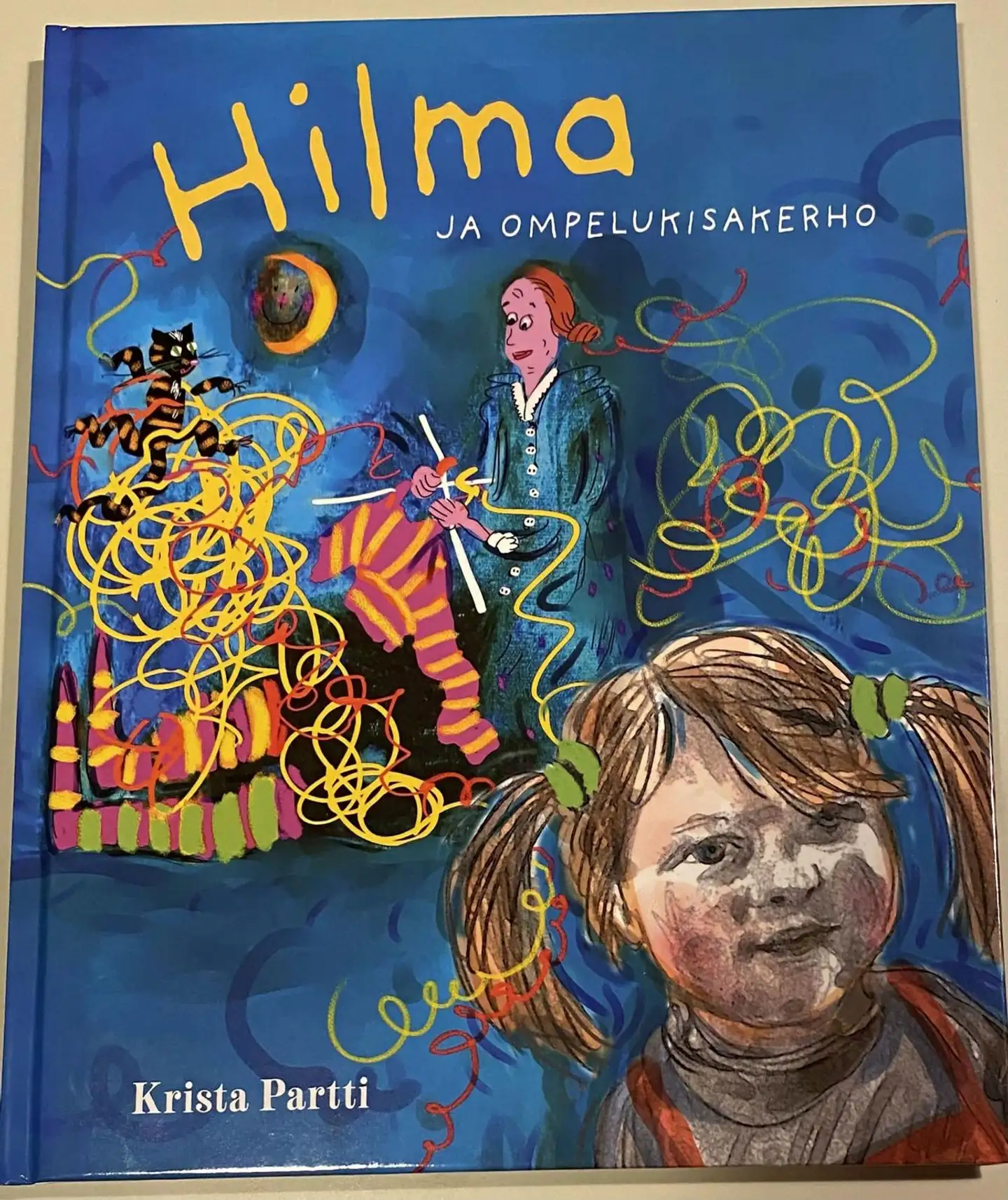 Partti, Hilma ja ompelukisakerho