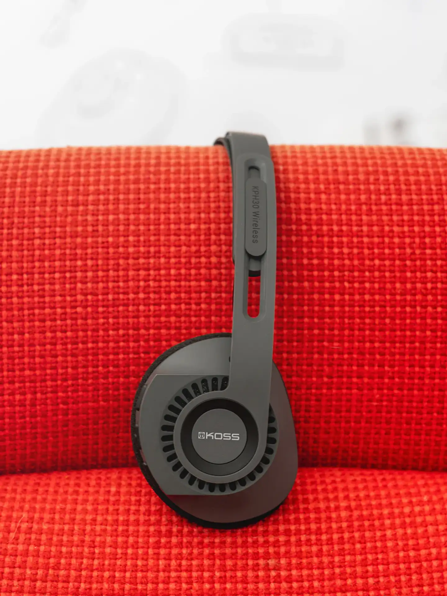 Koss langattomat sankakuulokkeet KPH30 musta - 2