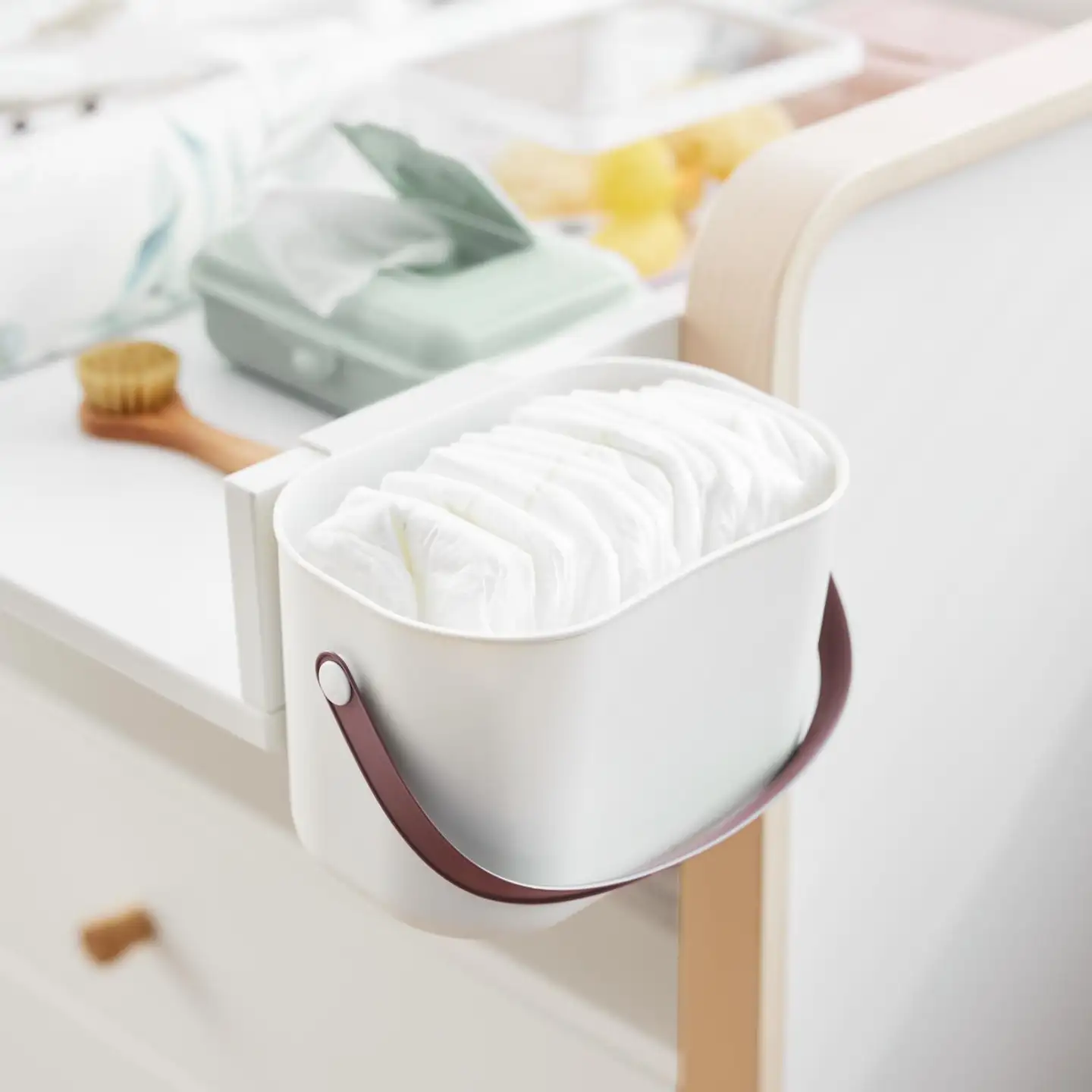 Rotho hoitopöydän säilytyslaatikko YUMA valkoinen - 2