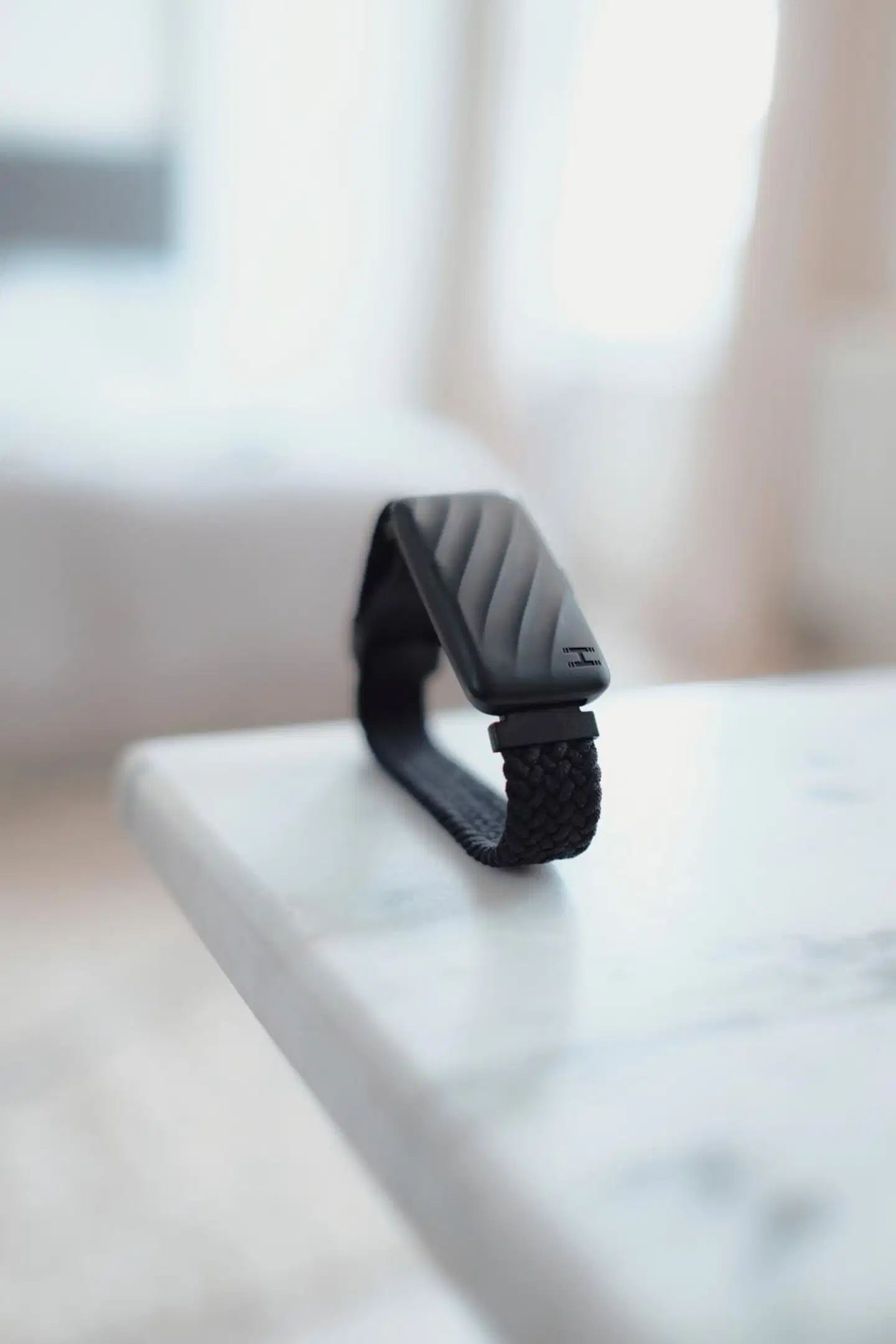 Homedics SS-WB100BK-WW - WakeBand™ Silent Alarm herätysranneke, musta - 8