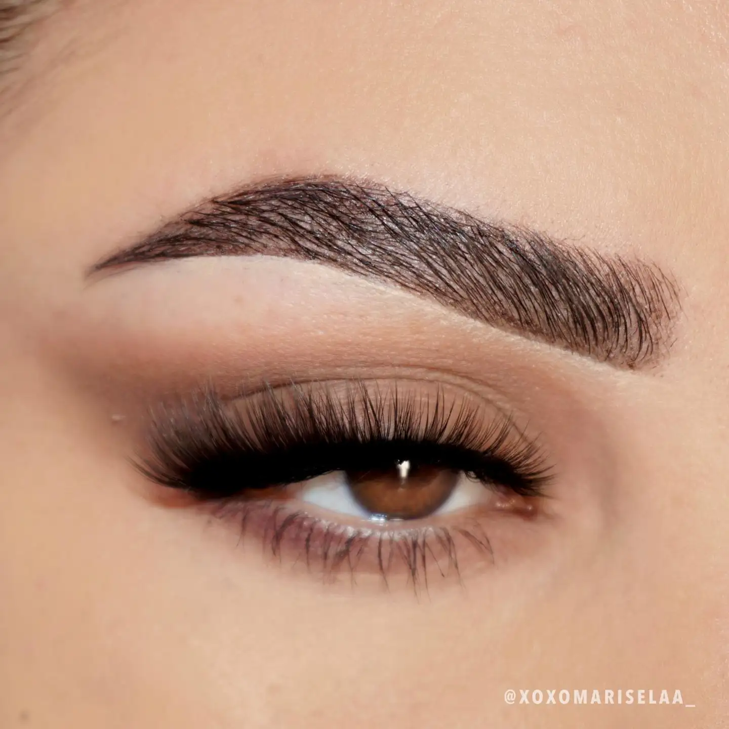 MOIRA At Glance Stick Shadow 008 Taupe luomivärikynä - 008 Taupe - 3