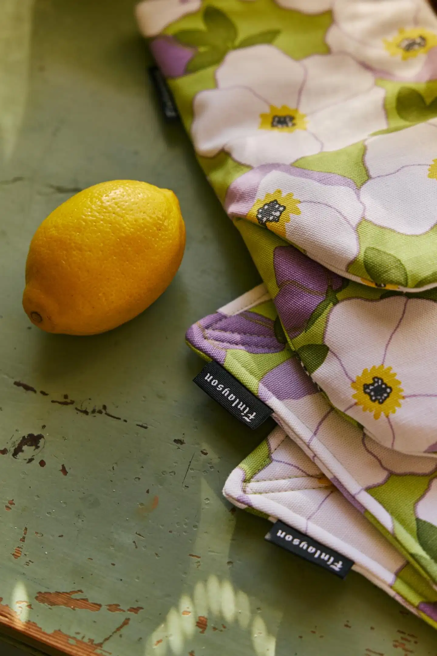 Finlayson patalappu Ruusa v.vihr/v.lila 2kpl 22x22 - 2