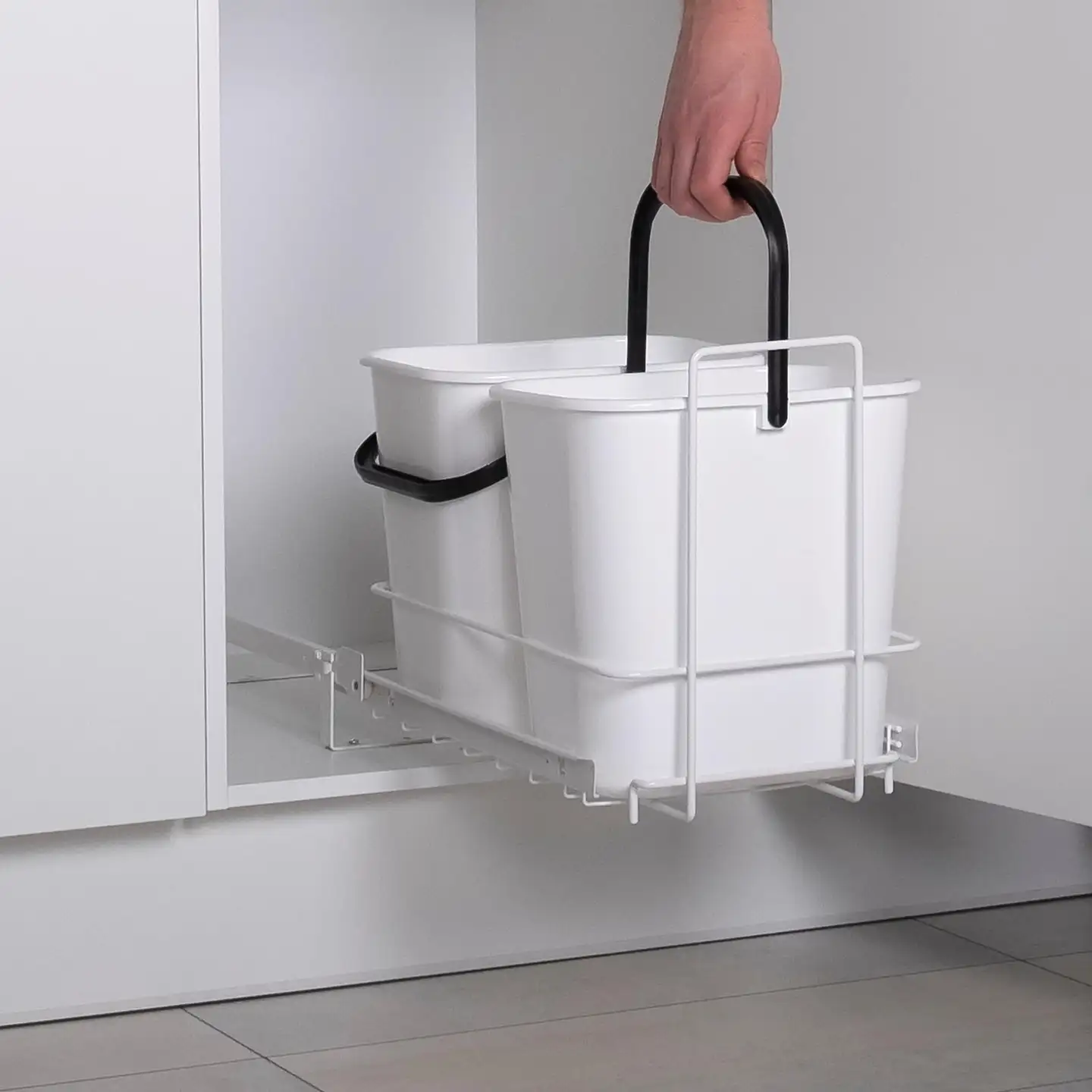 LM jätevaunu valkoinen  + 2 sankoa LM 66/2 - 3