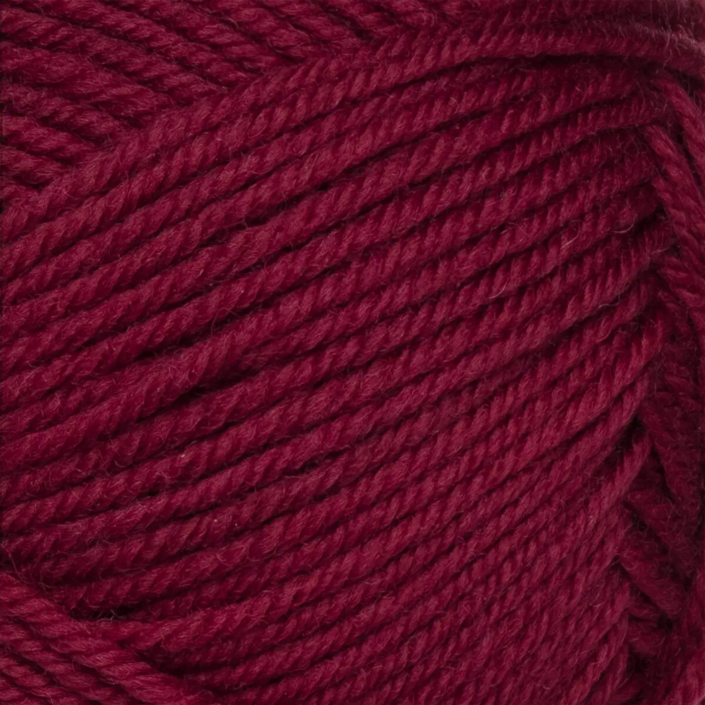 Novita lanka 7 Sisters 100g kirsikka 570 - 2
