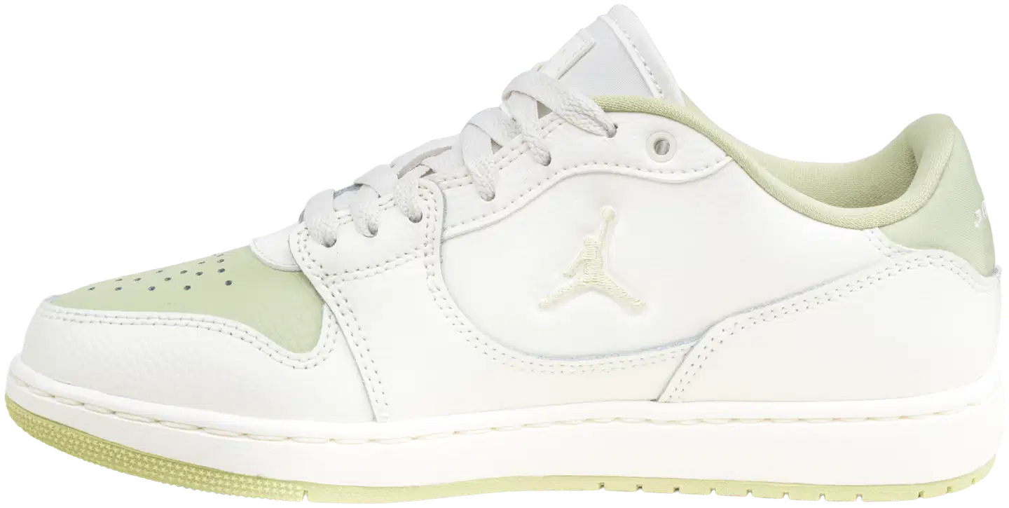 Nike naisten tennarit Jordan Court Connect Low IQ6828 - white/green - 2
