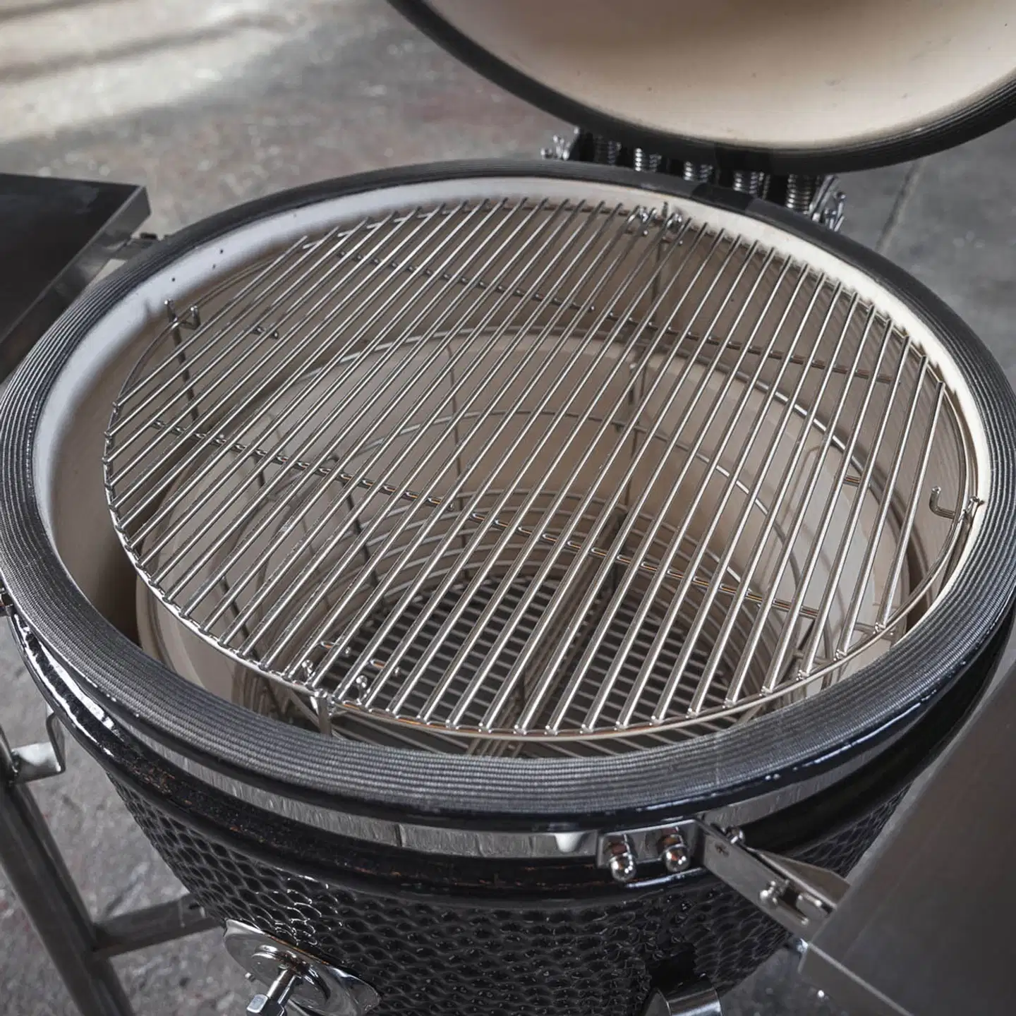 Kamado Sumo Signature Pro hiiligrilli - musta - 18