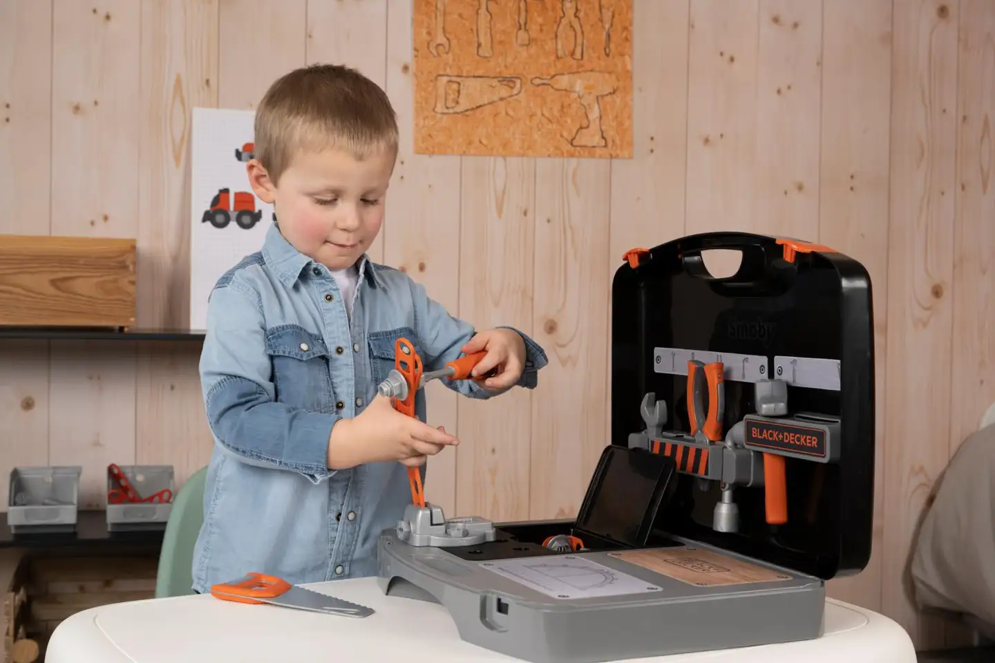 Smoby Black+Decker Bricolo Smart, koottava työkalupenkki leikkeihin - 7