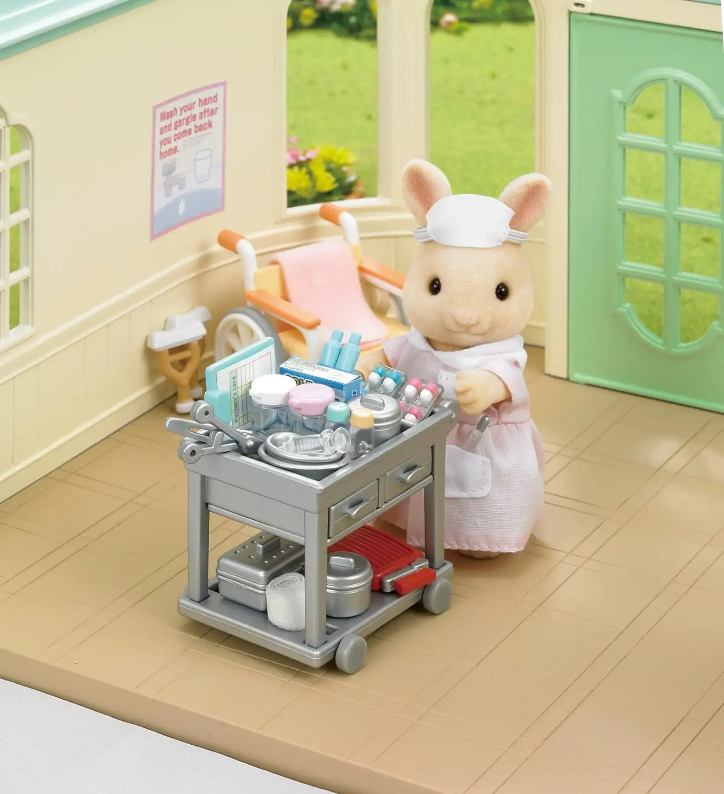 Sylvanian Families sairaanhoitajasetti - 4