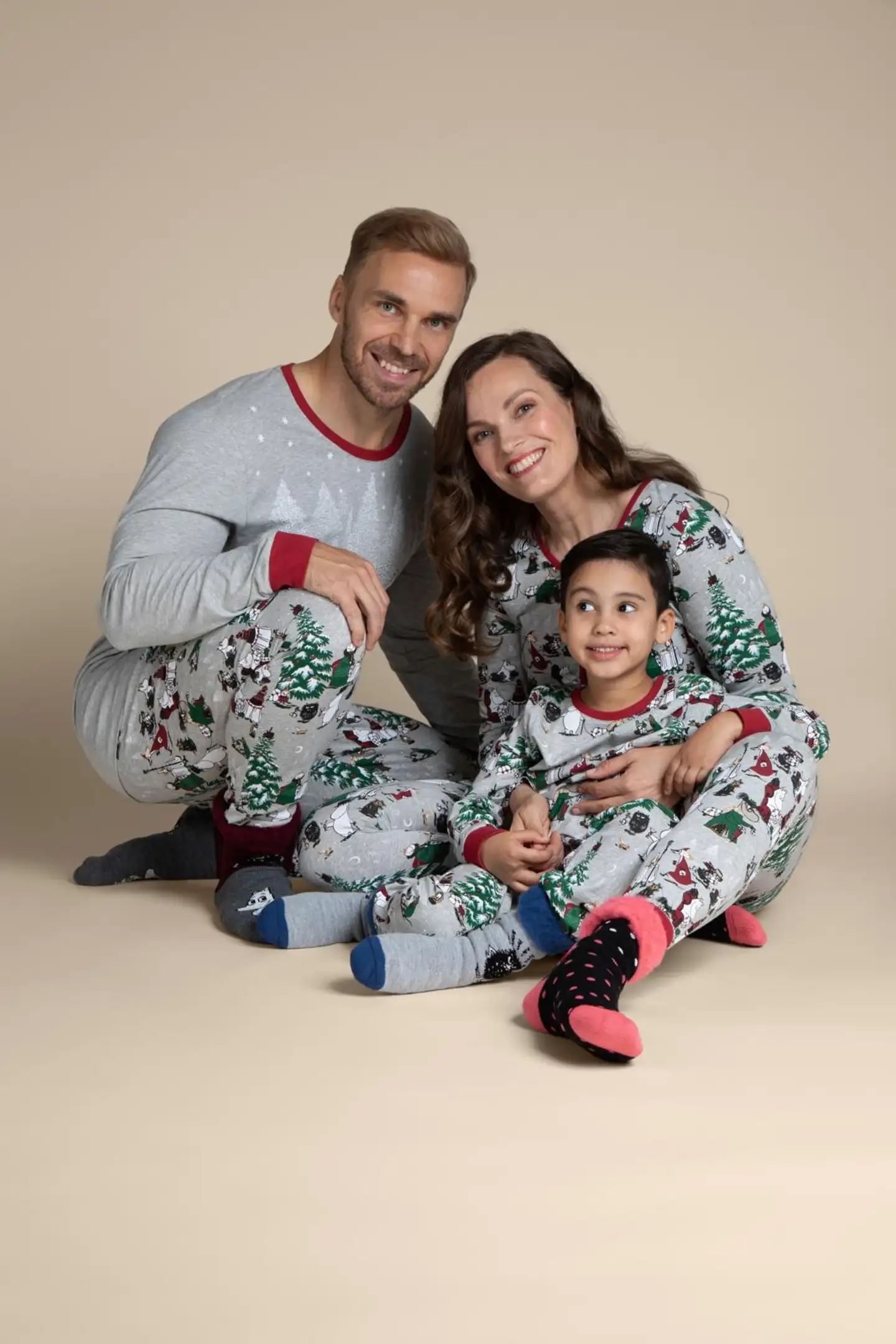 Martinex Muumi miesten pyjama Talvijuhla 586409 - HARMAA - 4