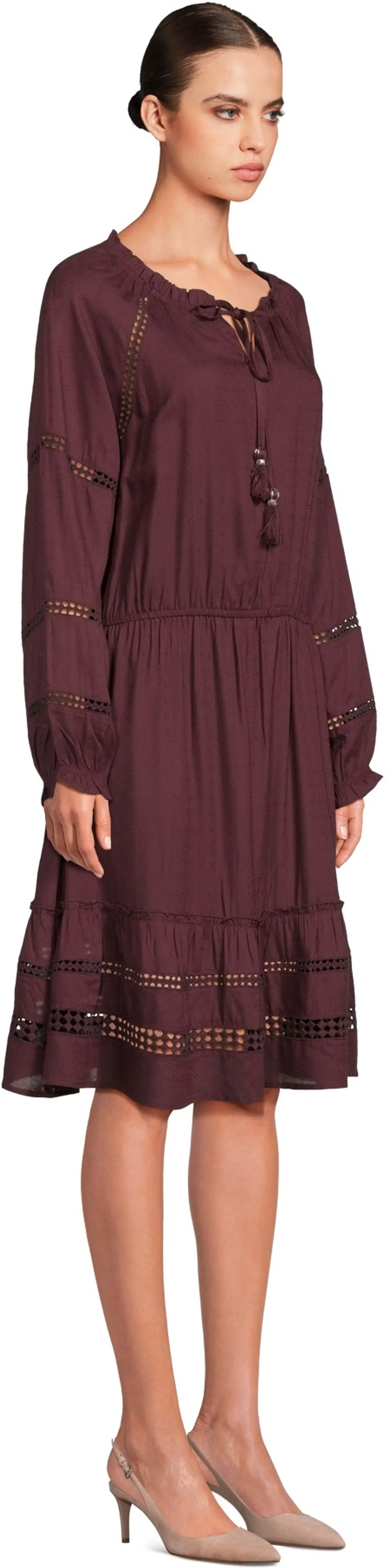 Margaux Riviera naisten lyhyt frillahelmainen mekko SOK-001B - WINE - 4