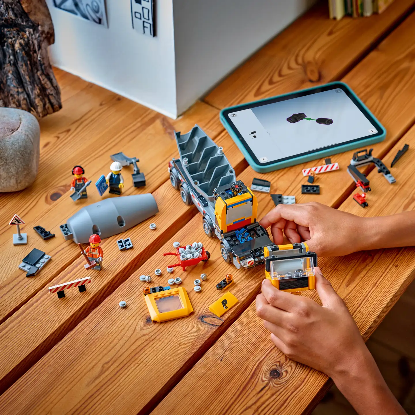 LEGO® City Great Vehicles 60478 Betoniauto - 8