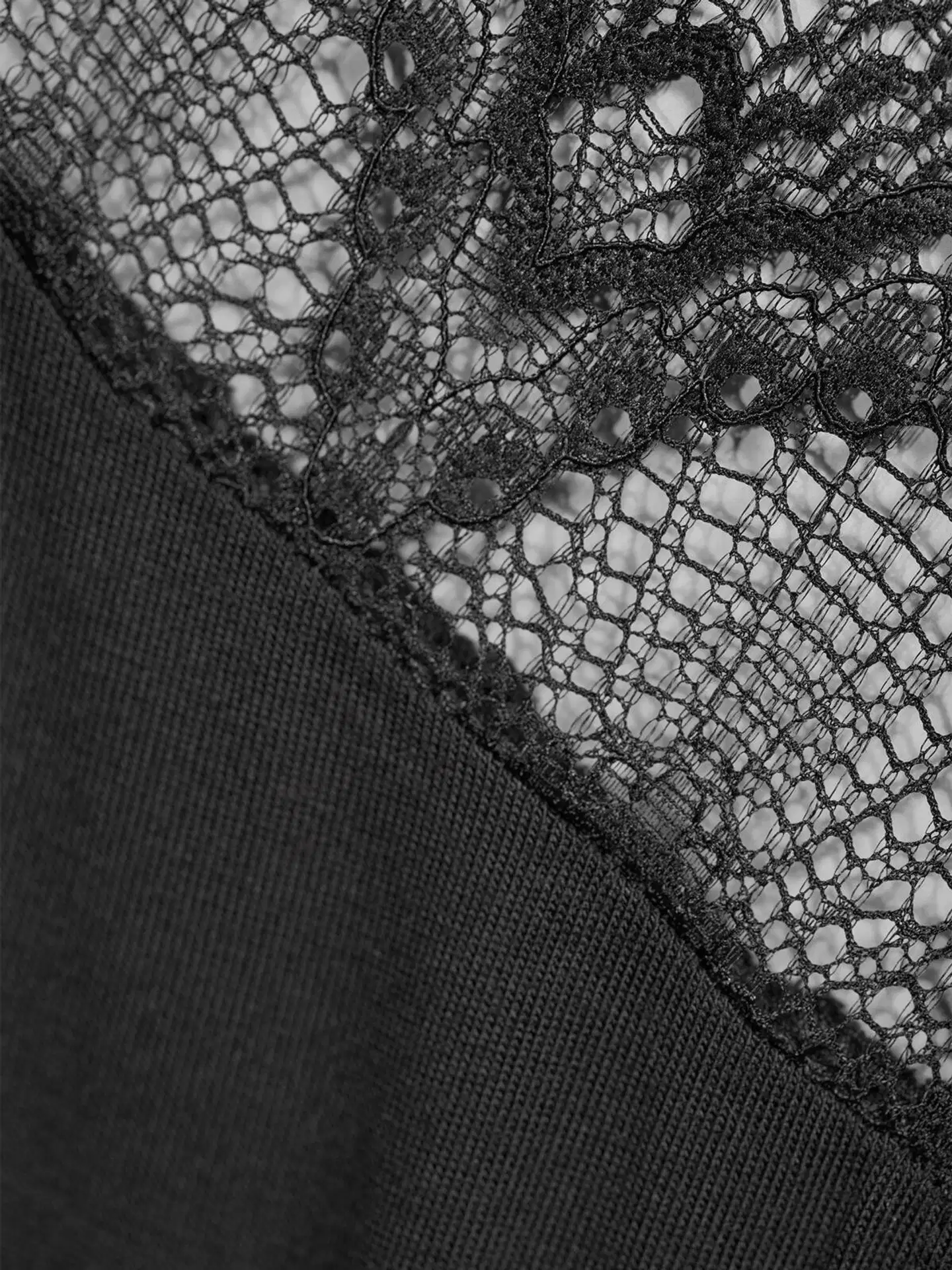 Actuelle naisten yöpaita pitsillä 212A372220 - BLACK - 5