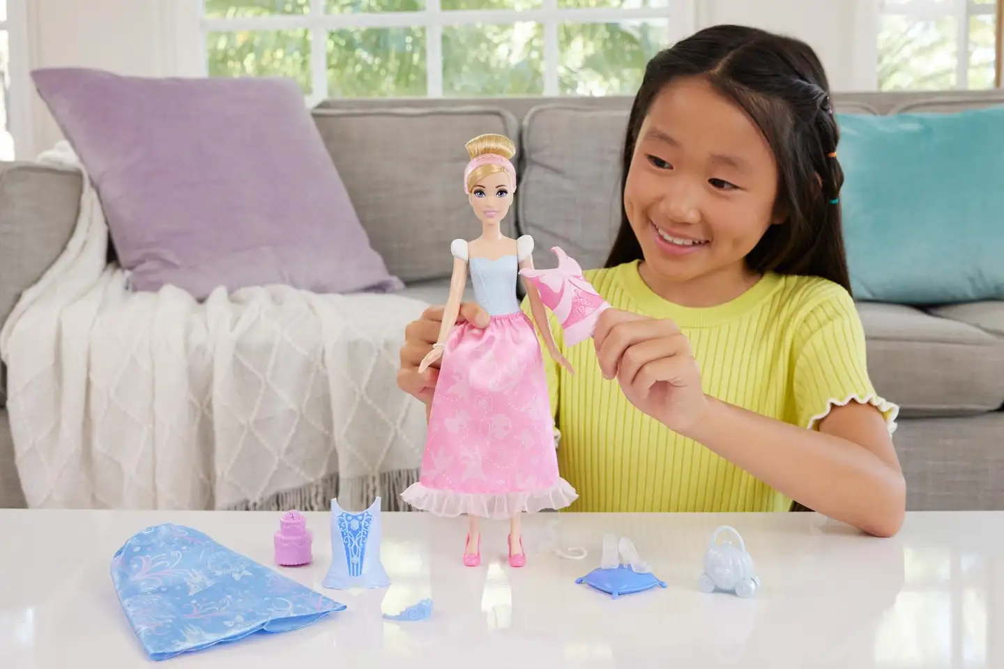 Disney Princess Fashion Tuhkimo -muotinukke - 8