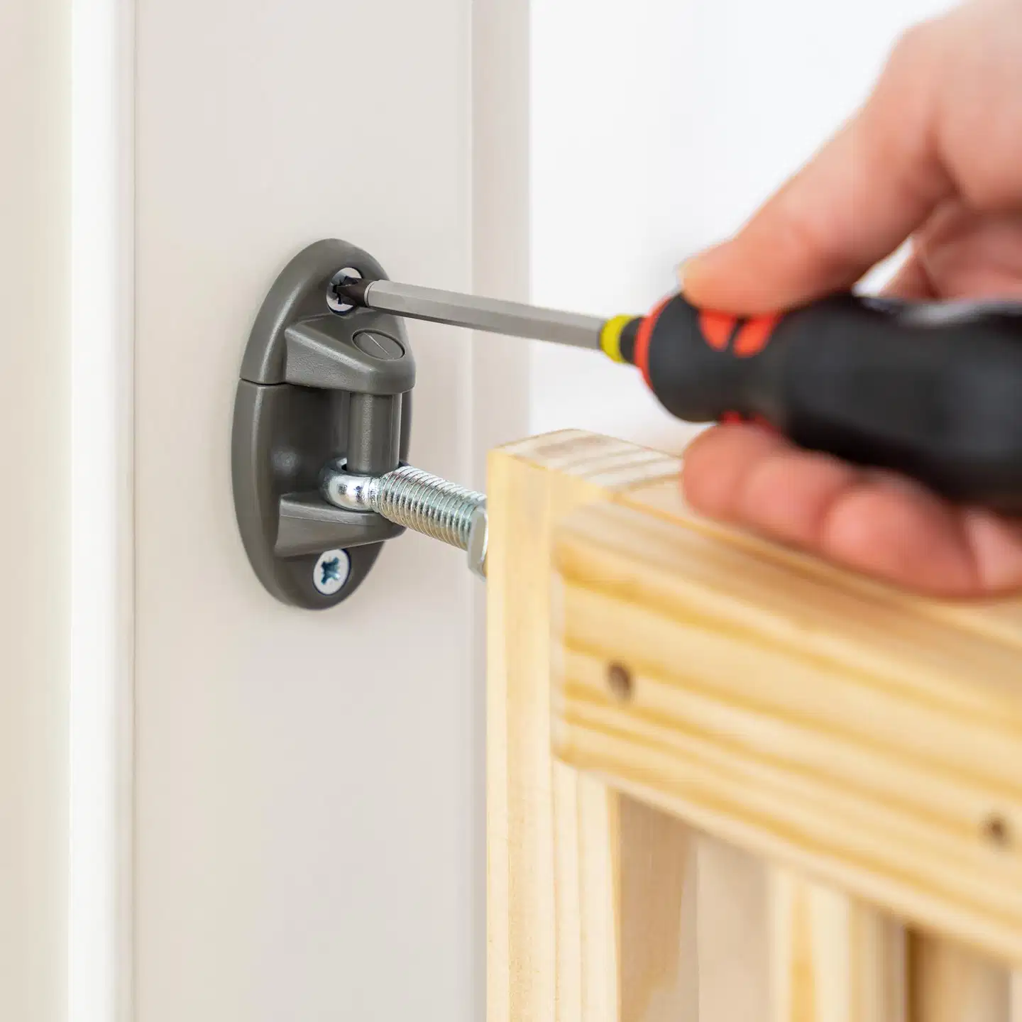 Reer turvaportti esteetön, puinen 65,5–106 cm - 7