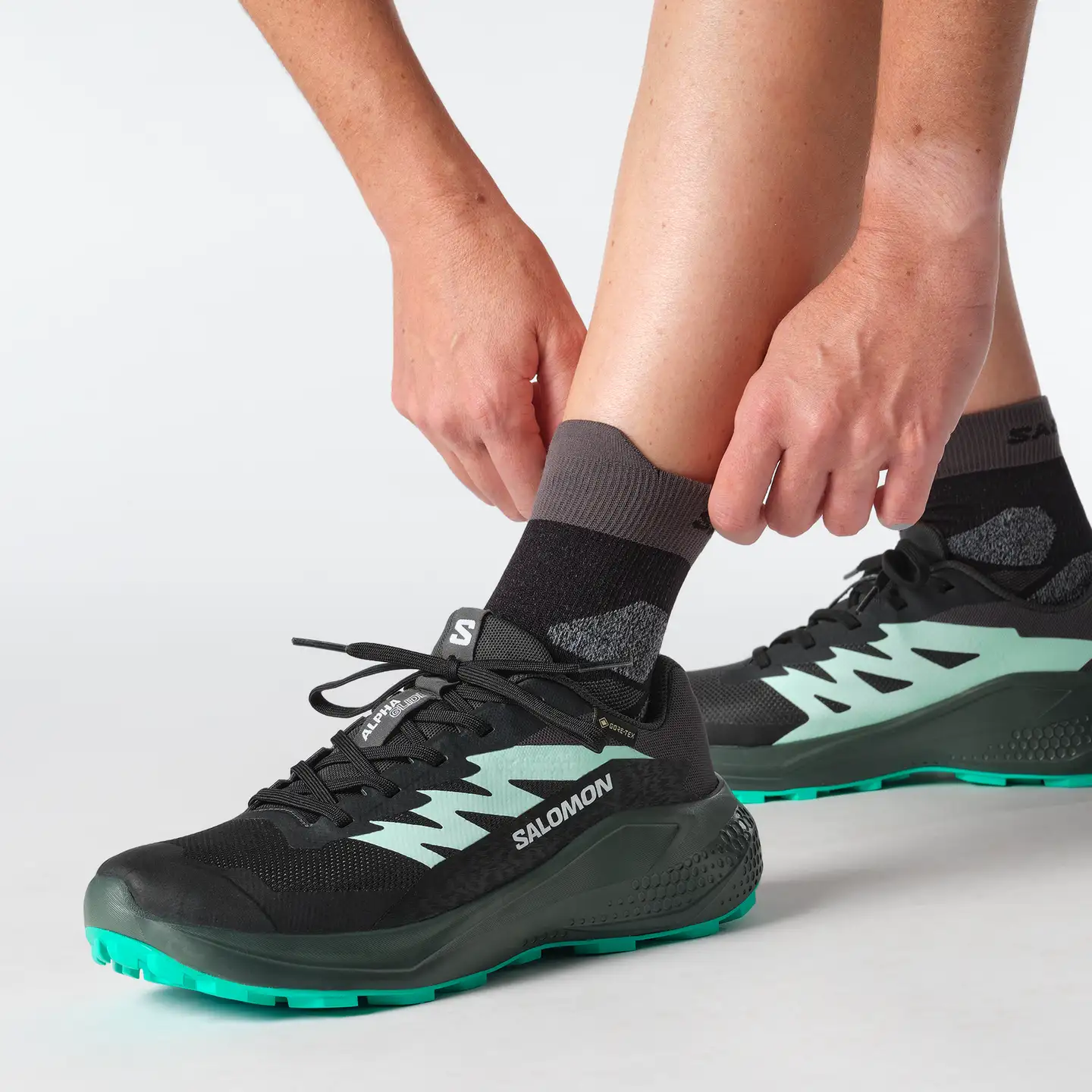 Salomon naisten maastojuoksukengät Alphaglide GTX - phantom/urban chic/waterfall - 9
