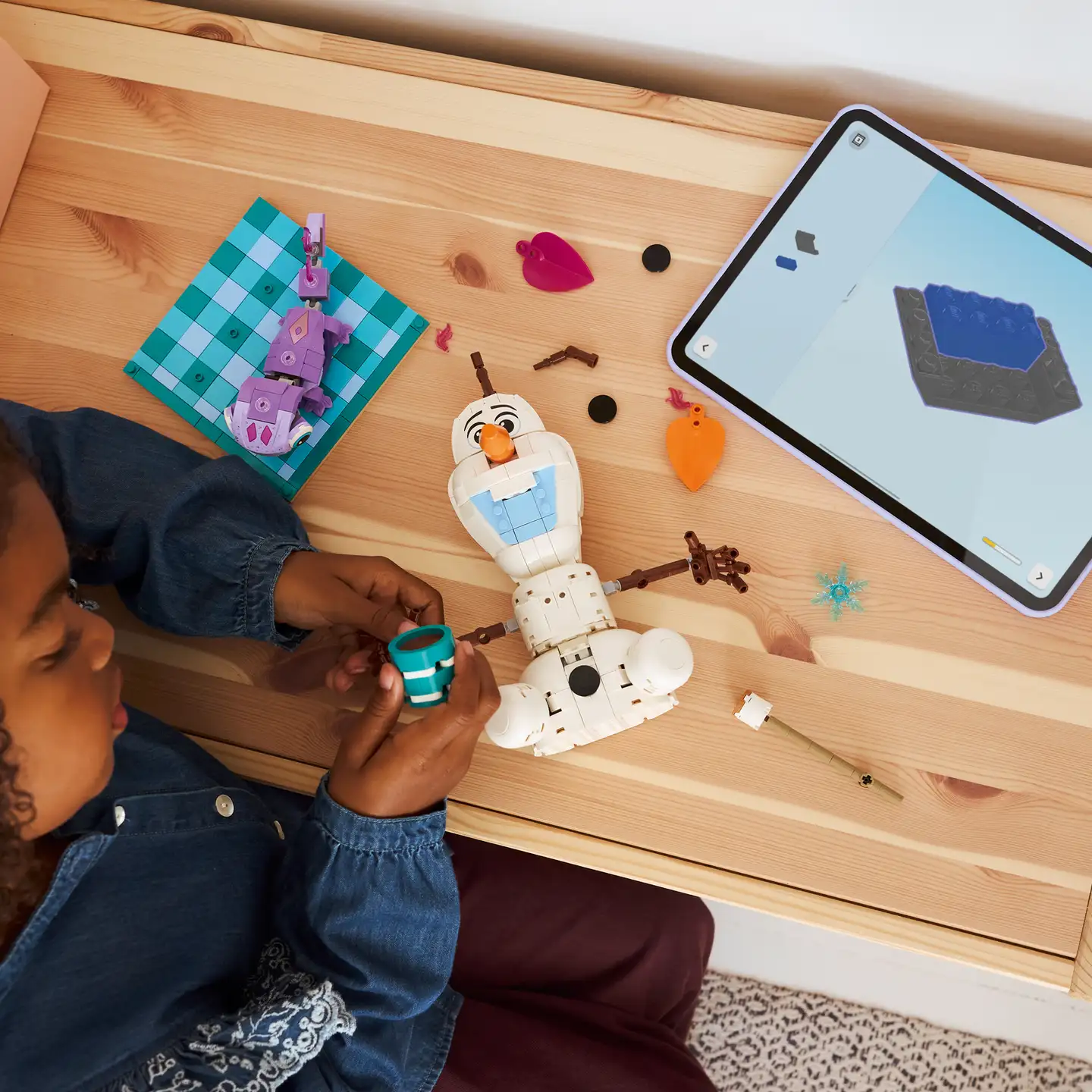 LEGO® Disney Princess 43287 Olafin ja Brunin hauska eväsretki - 10