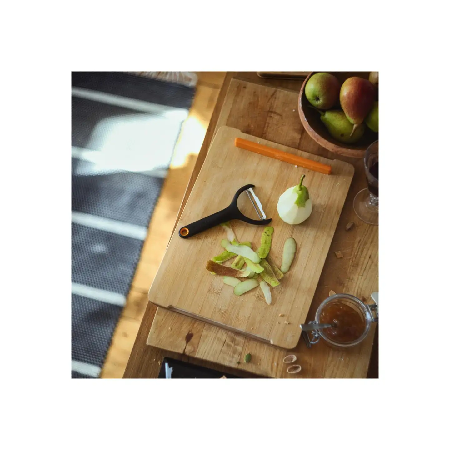 Fiskars Functional Form vihanneskuorija Y-malli - 3