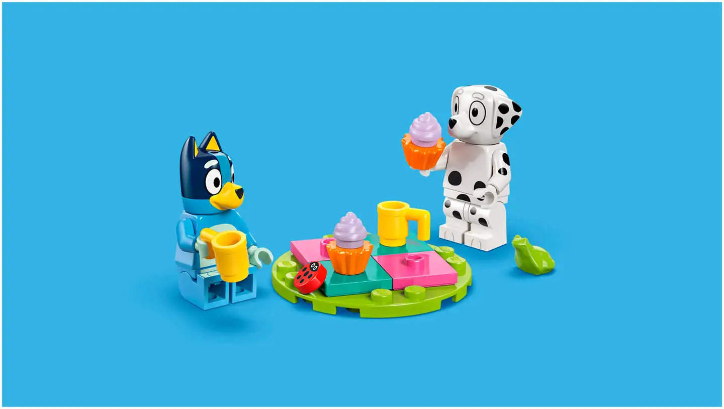 LEGO Bluey 11201 Blueyn ja Katin hupihetket leikkikentällä - 6