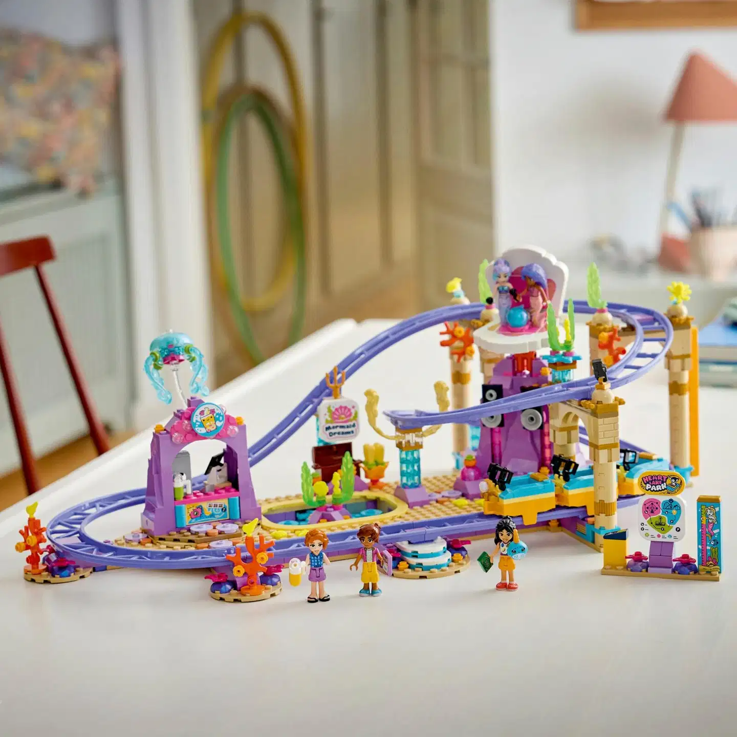 LEGO® Friends 42703 Merenneitoaiheinen vuoristorata - 8