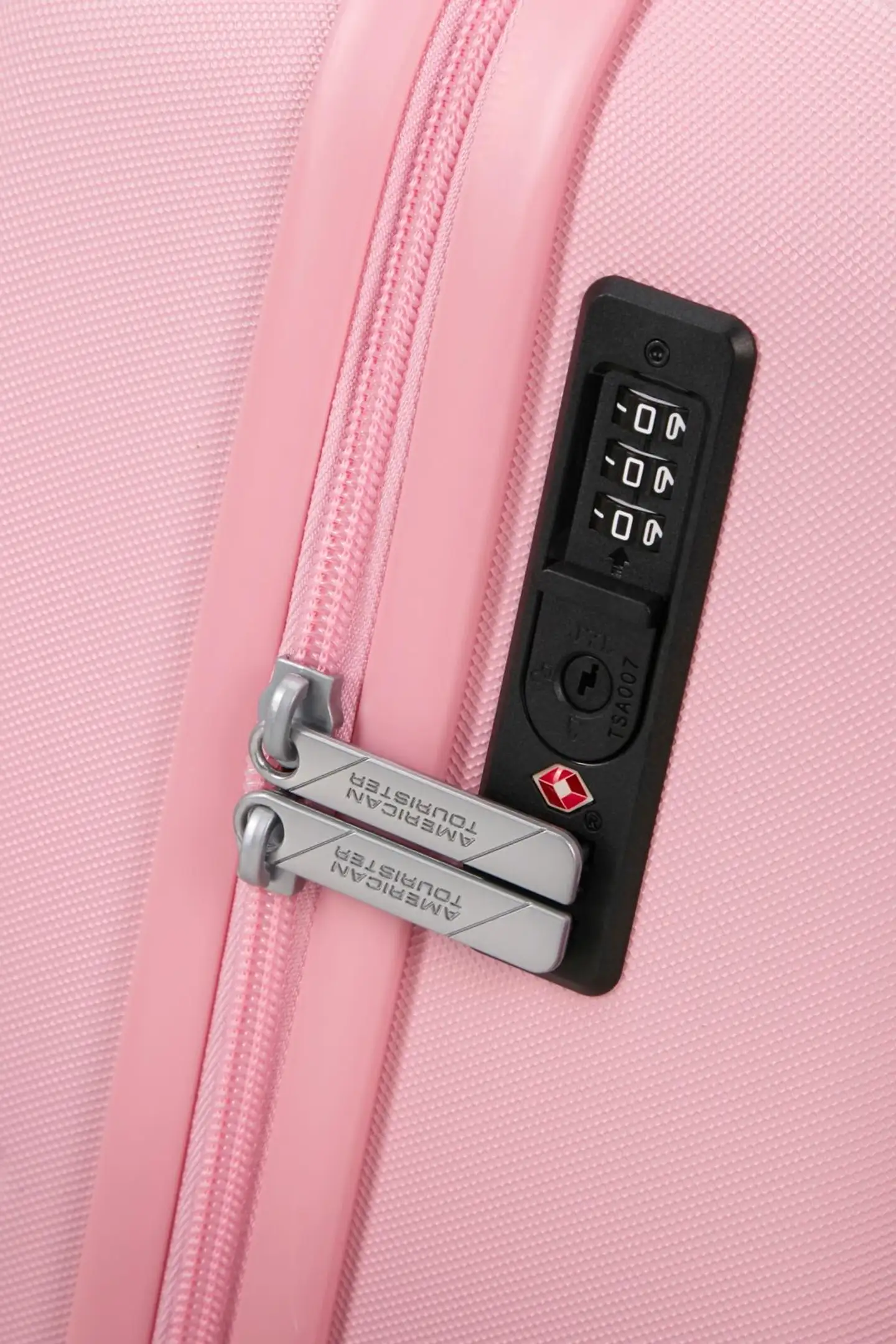 American Tourister matkalaukku    Niteline Spinner 55 TSA - 6