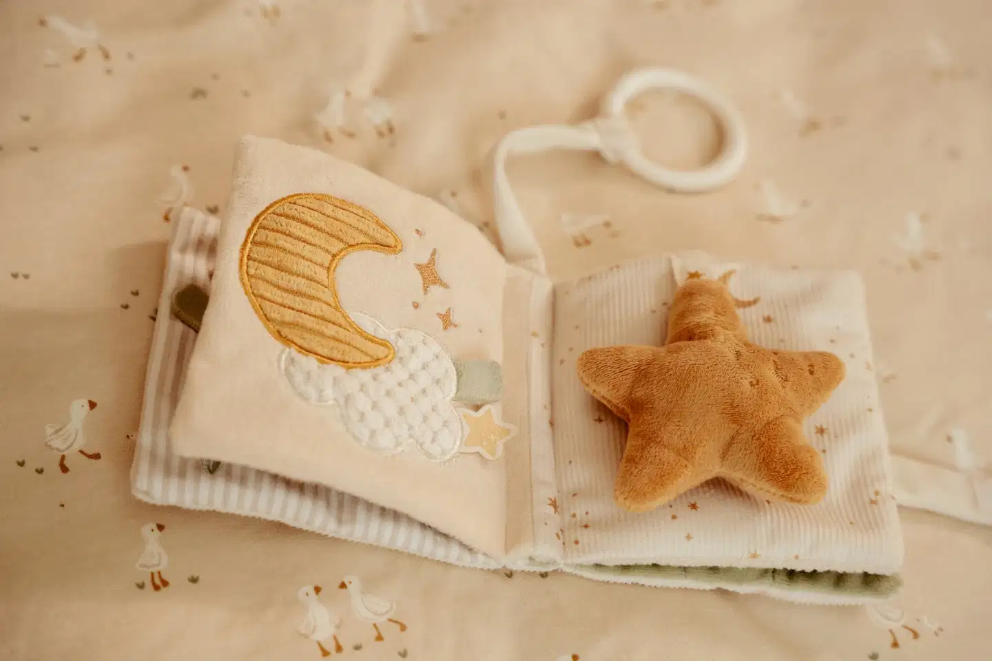 Pehmokirja Newborn GRS - 7