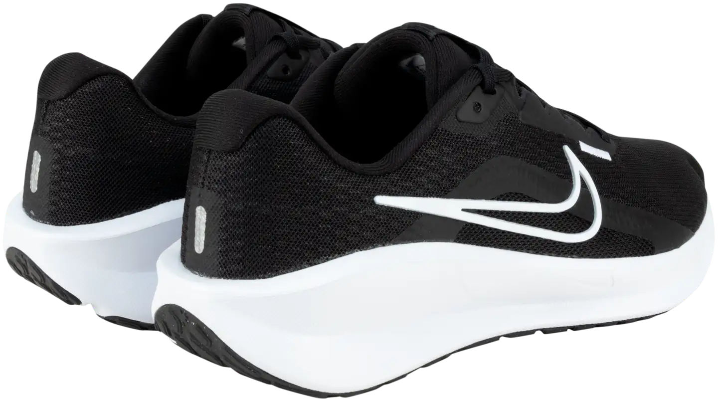 Nike miesten juoksukengät Downshifter - Black/white - 2