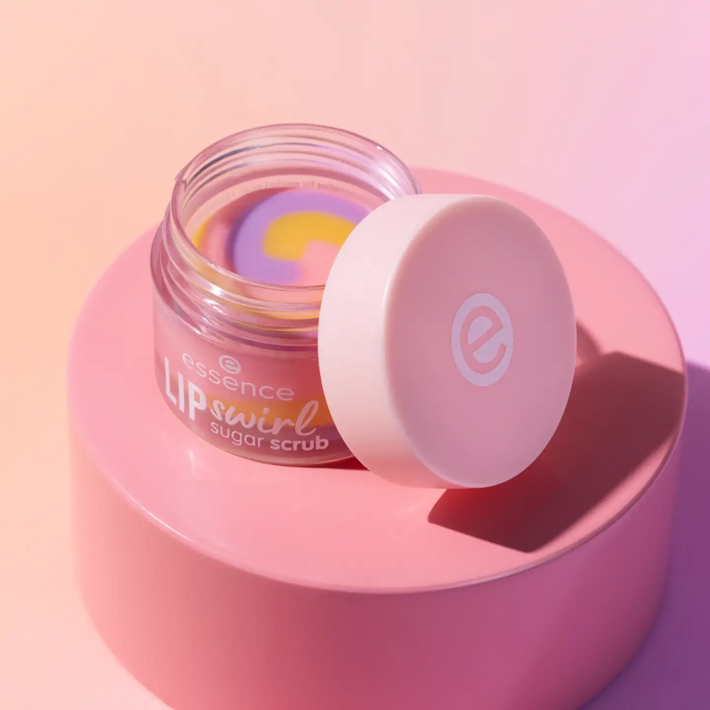 essence LIP swirl sugar scrub 01 8 g - 9
