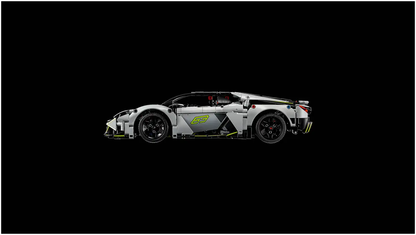 LEGO Technic 42214 Lamborghini Revuelto superurheiluauto - 6