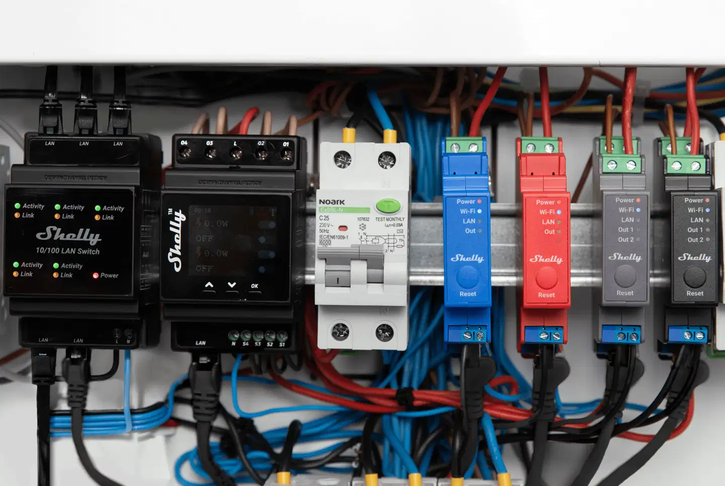 Shelly LAN kytkin - 4