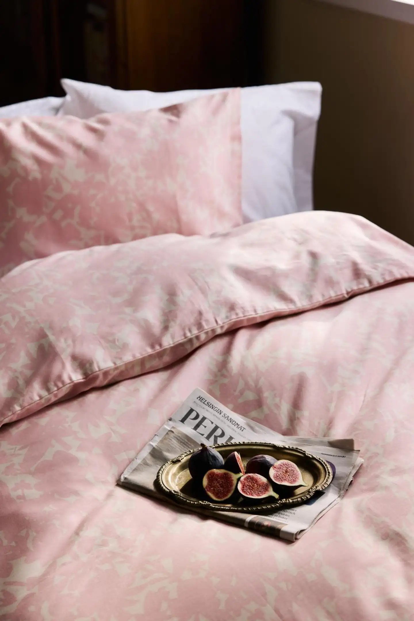 Finlayson satiini pussilakanasetti Katveessa150X210+50X60 vaal.pun/beige - 3