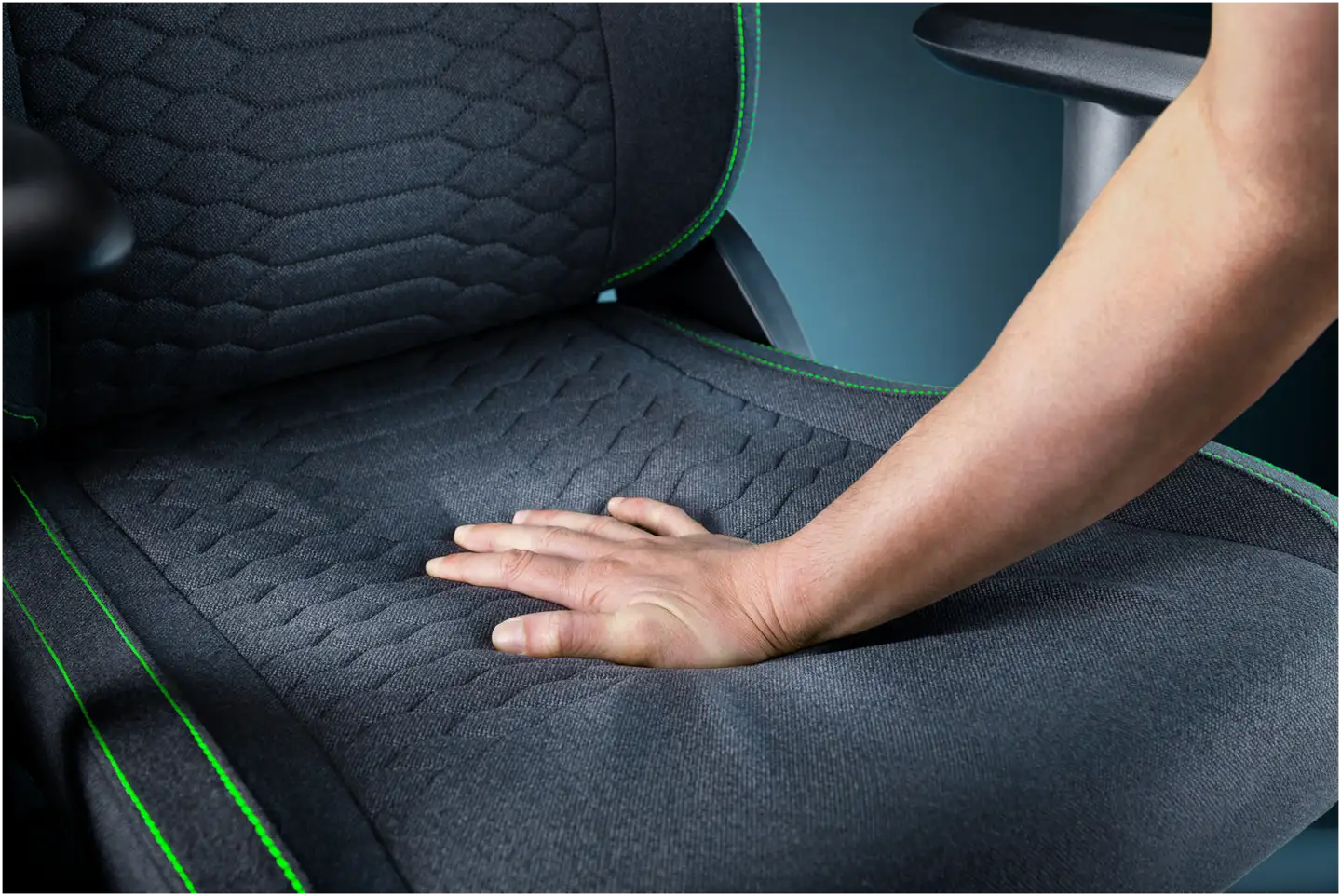 Razer pelituoli Iskur V2 X kangaspintainen musta - 7