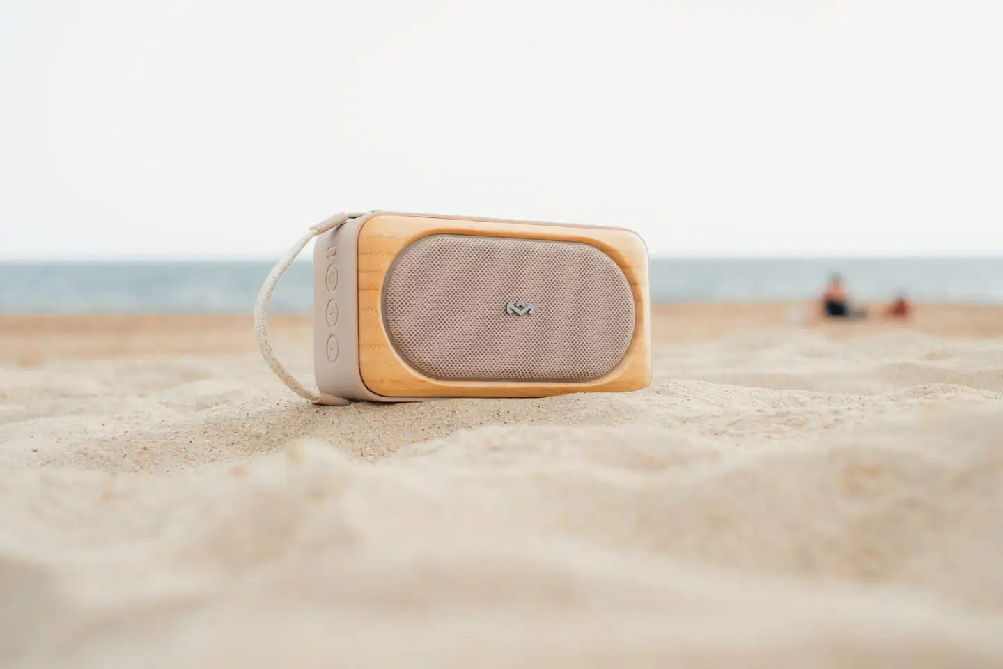 House of Marley Bluetooth kaiutin Roots Solar, beige/puu - 9
