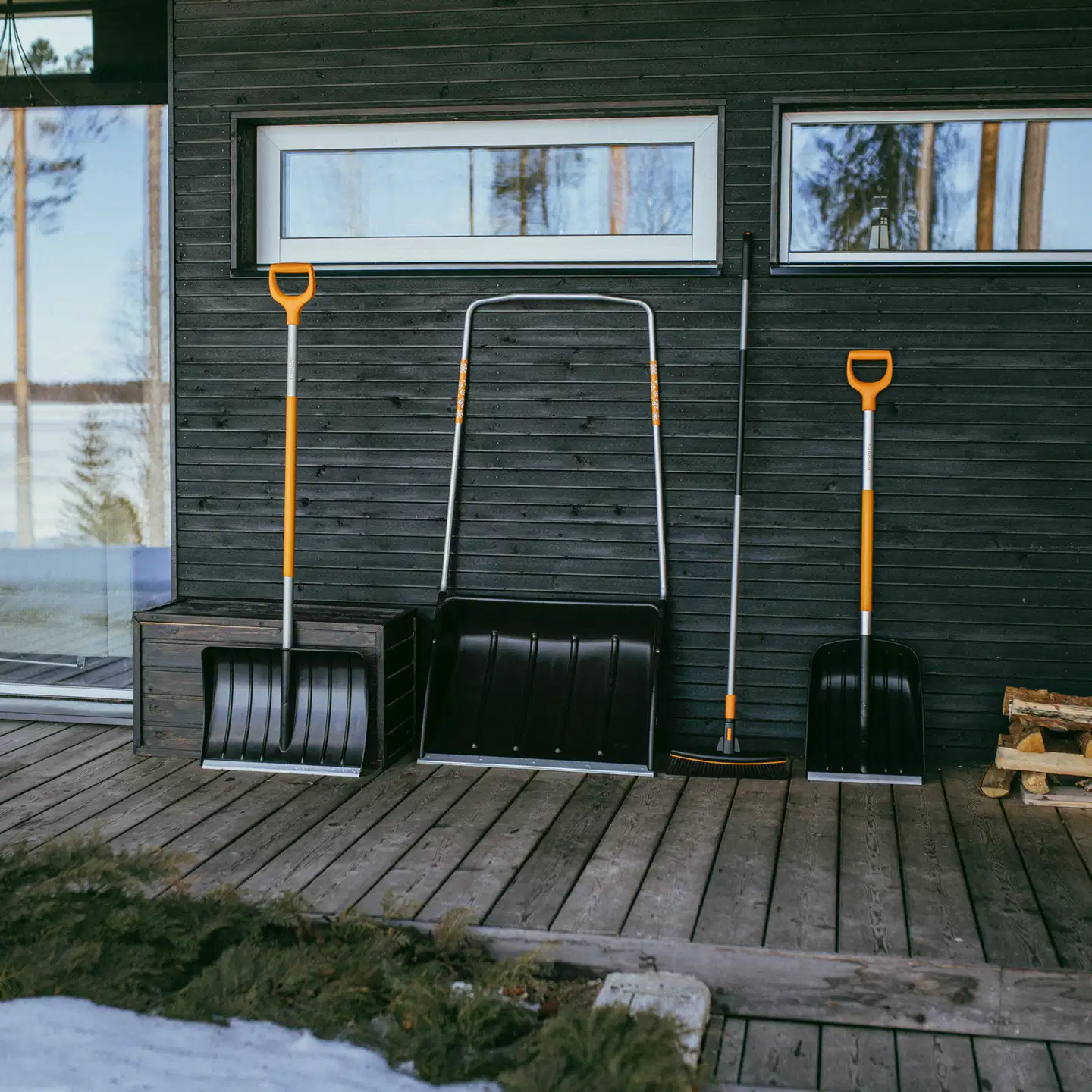 Fiskars Plus lumilapio musta - 6