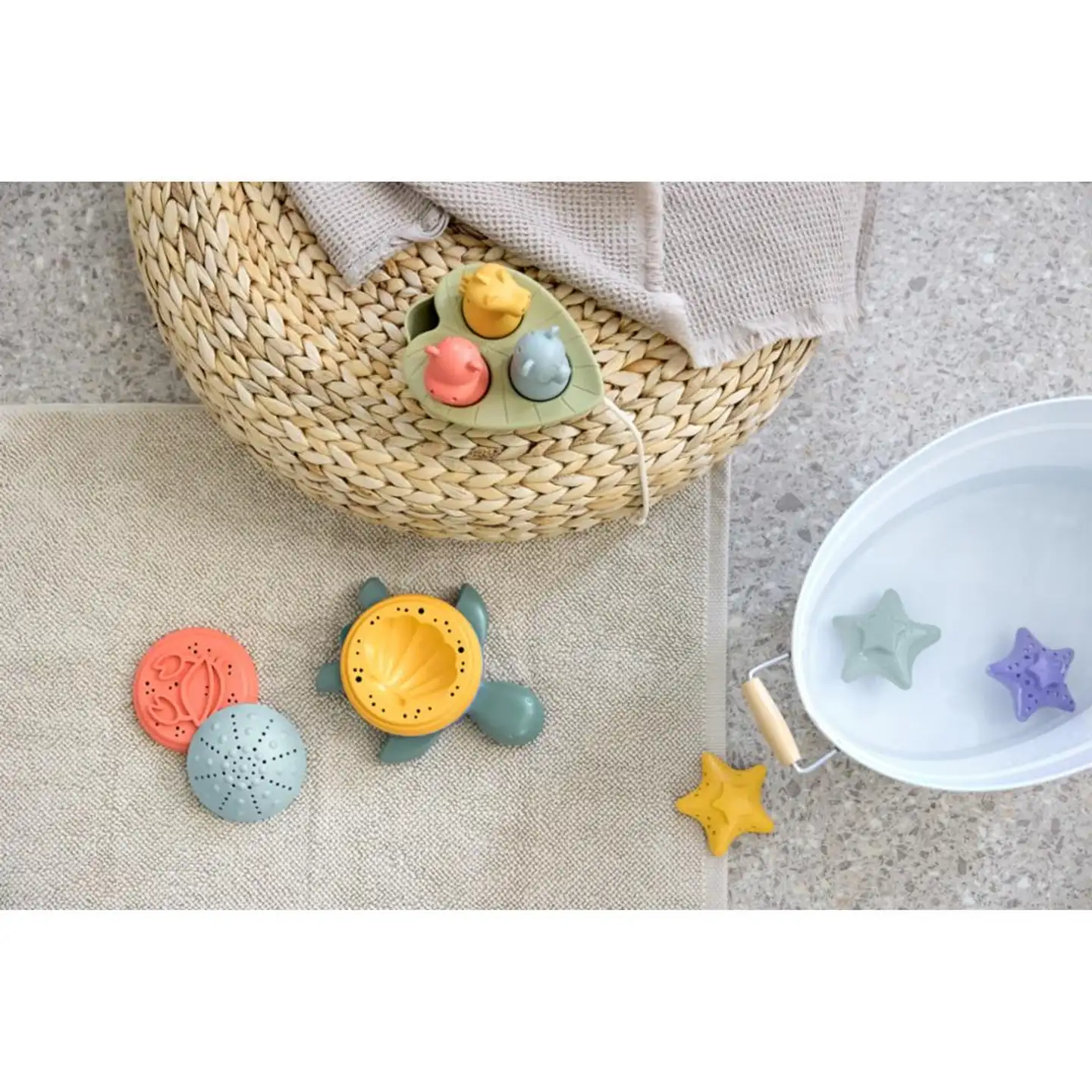 Lässig kylpylelu pinottava meritähti - 6