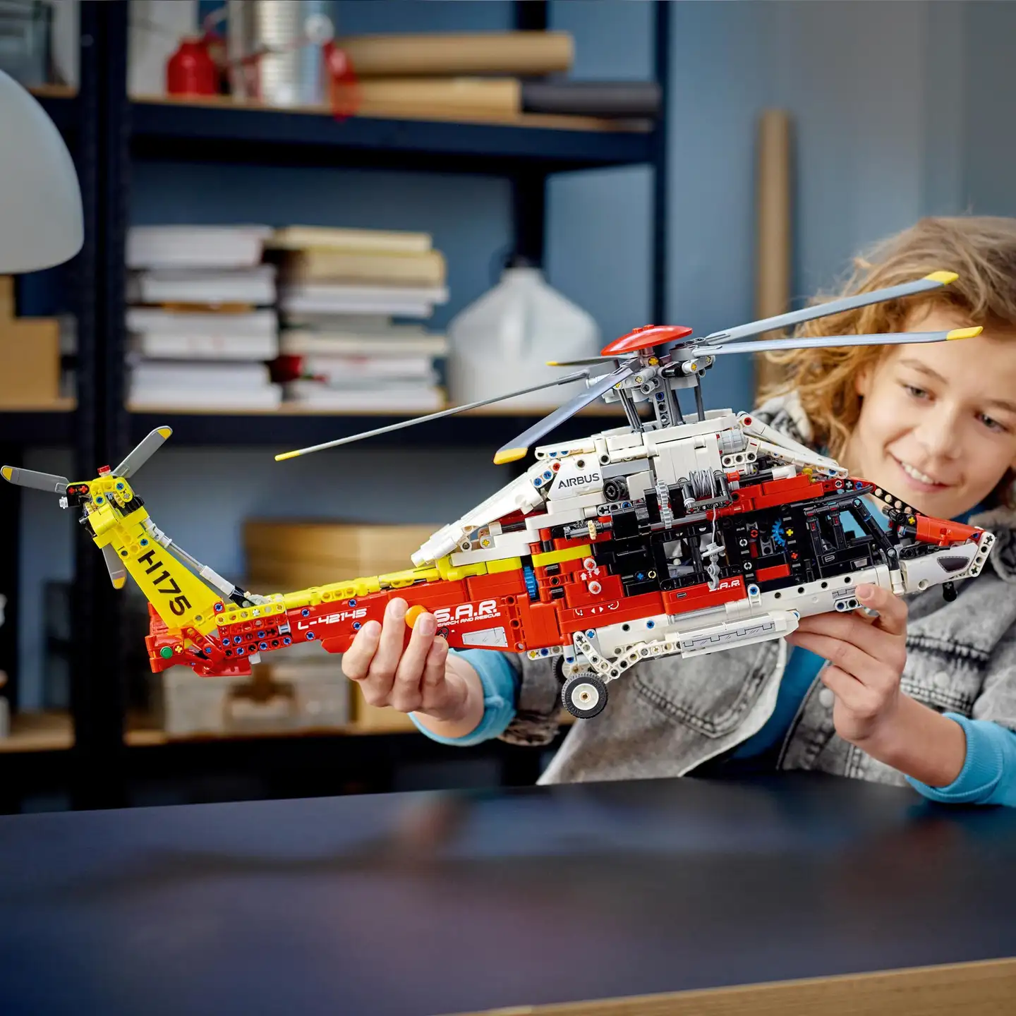 LEGO® Technic 42145 Airbus H175 ‑pelastushelikopteri - 4