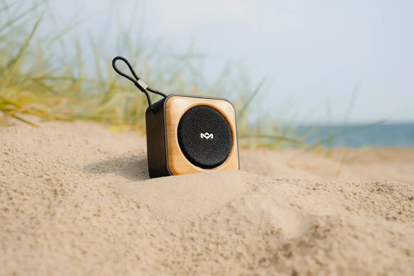 House of Marley Bluetooth kaiutin Roots, musta/puu - 8