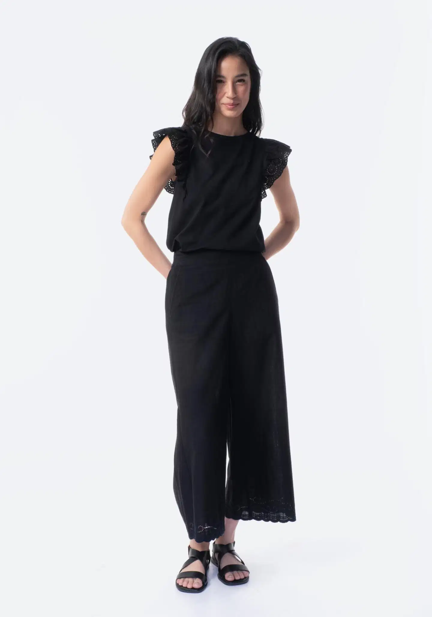 TEX naisten frillatoppi I282731 - BLACK 1 - 4