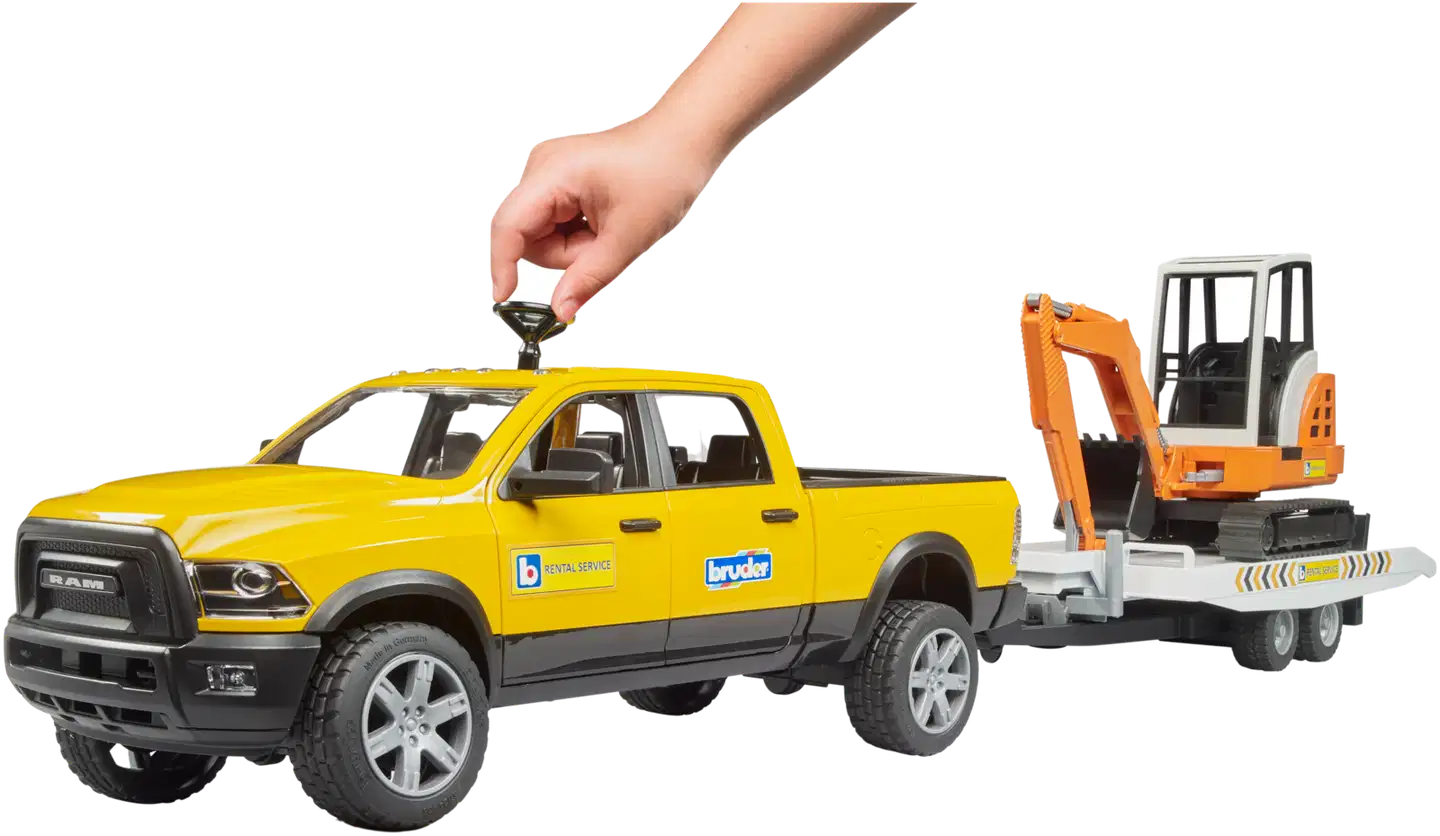 Bruder lelu Dodge RAM Power Wagon perävaunulla ja minikaivuri - 5