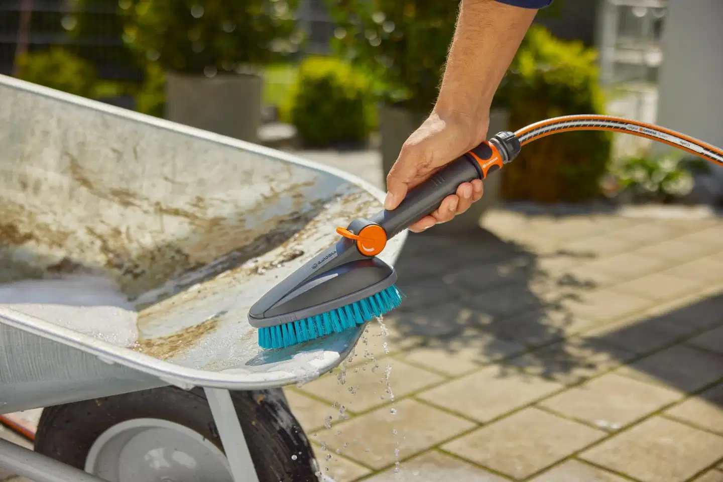 GARDENA Käsikäyttöinen pesuharja M Cleansystem karkea - 6