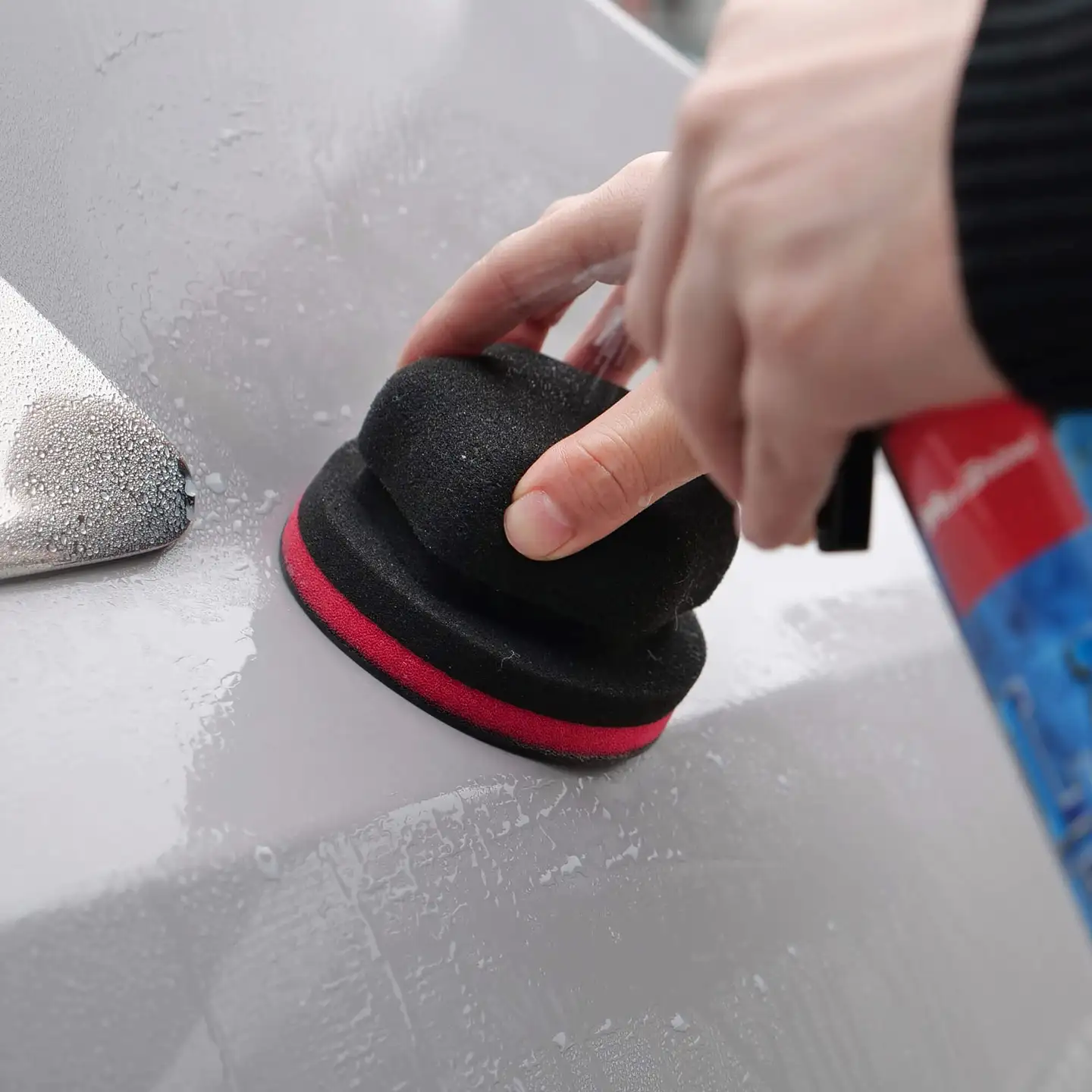 Maxshine 204004CA synteettinen savestustyökalu 10,5×6 cm –musta/punainen, timanttikuvioitu pinta, ergonominen kahva, jopa 3× kestävämpi kuin perinteinen savi, täydellinen maalipinnan syväpuhdistukseen - 3