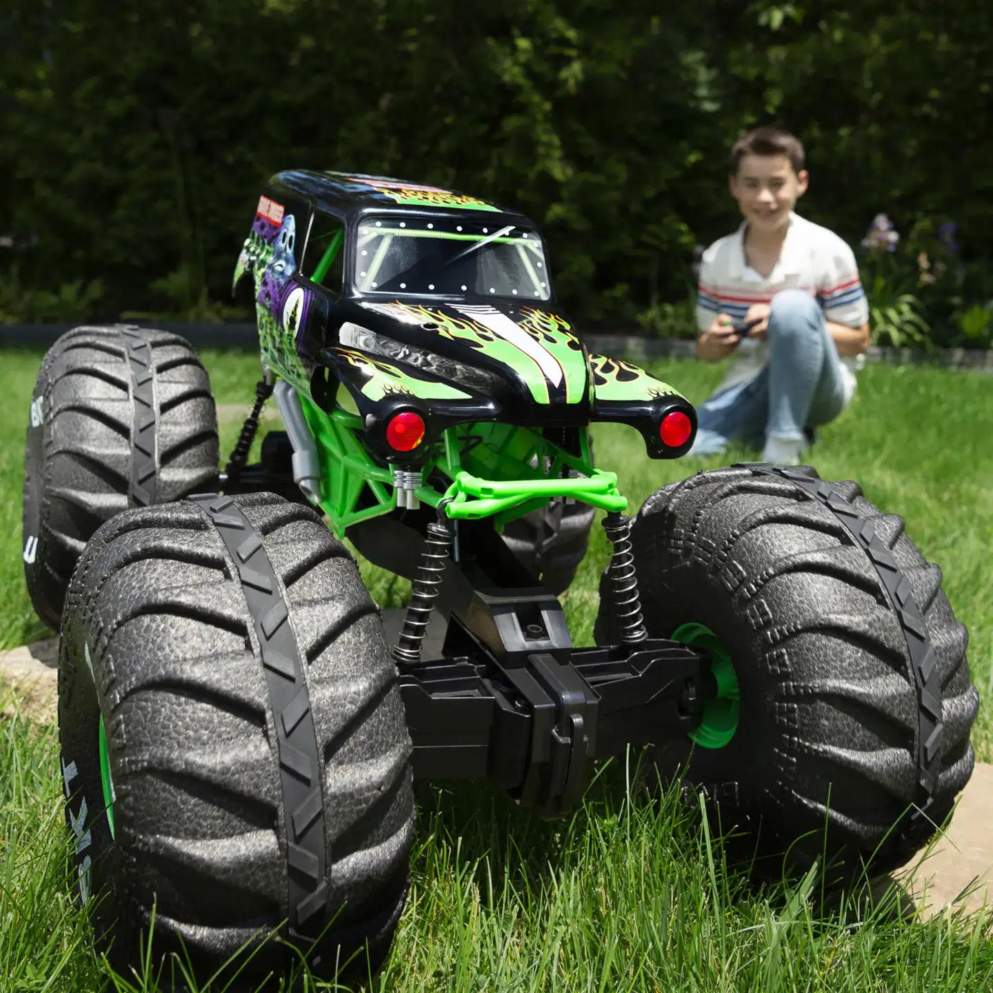 Monster Jam RC Mega Grave Digger - 14