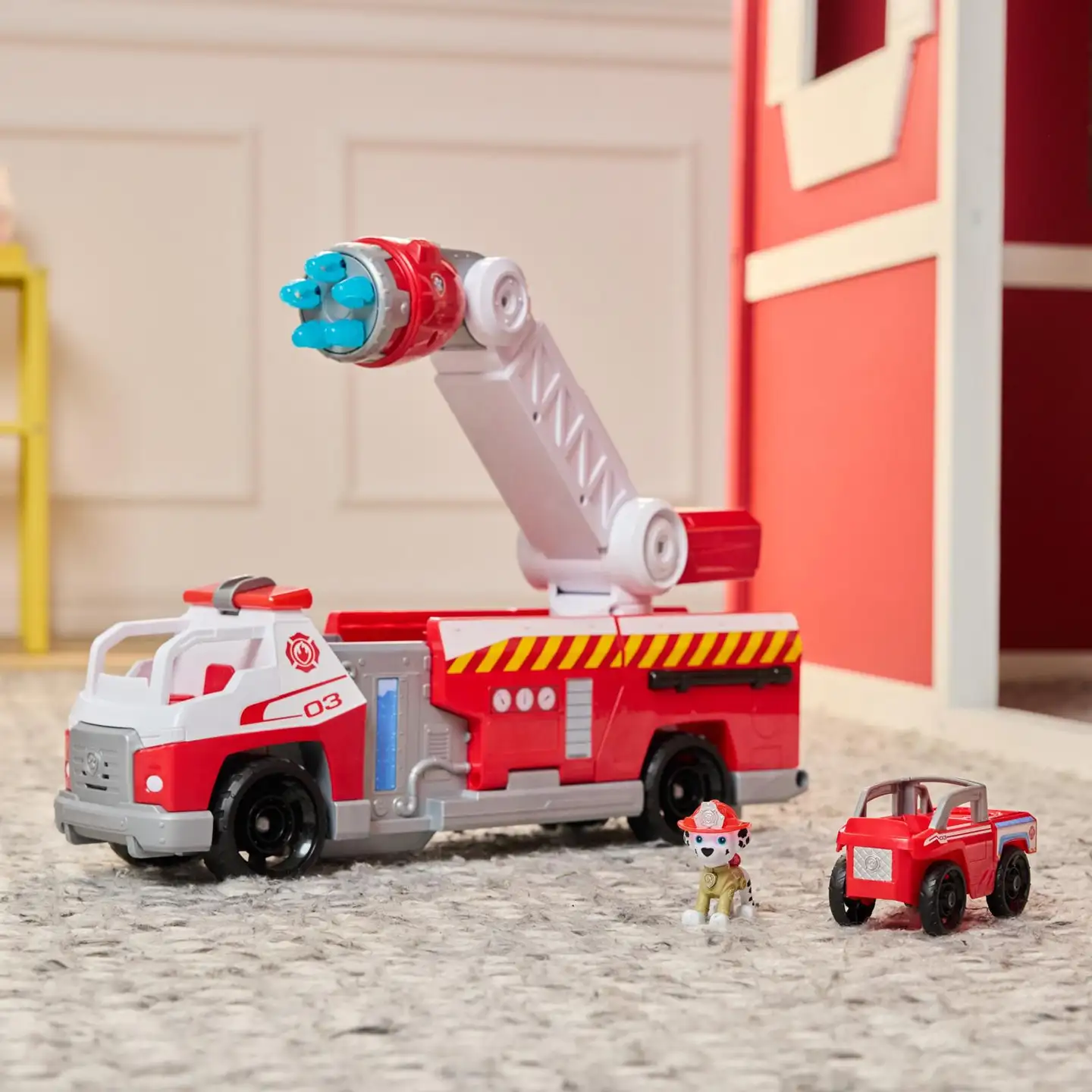 Paw Patrol Fire Rescue Deluxe Firetruck - 15