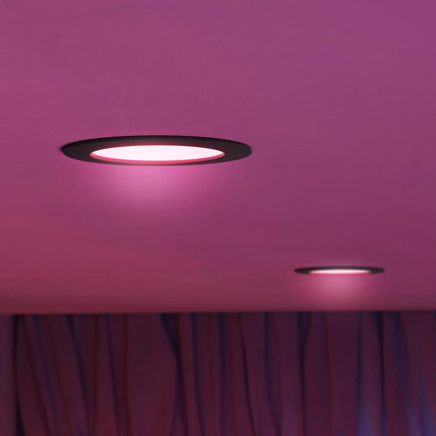 Philips Hue alasvalo 170mm musta - 7