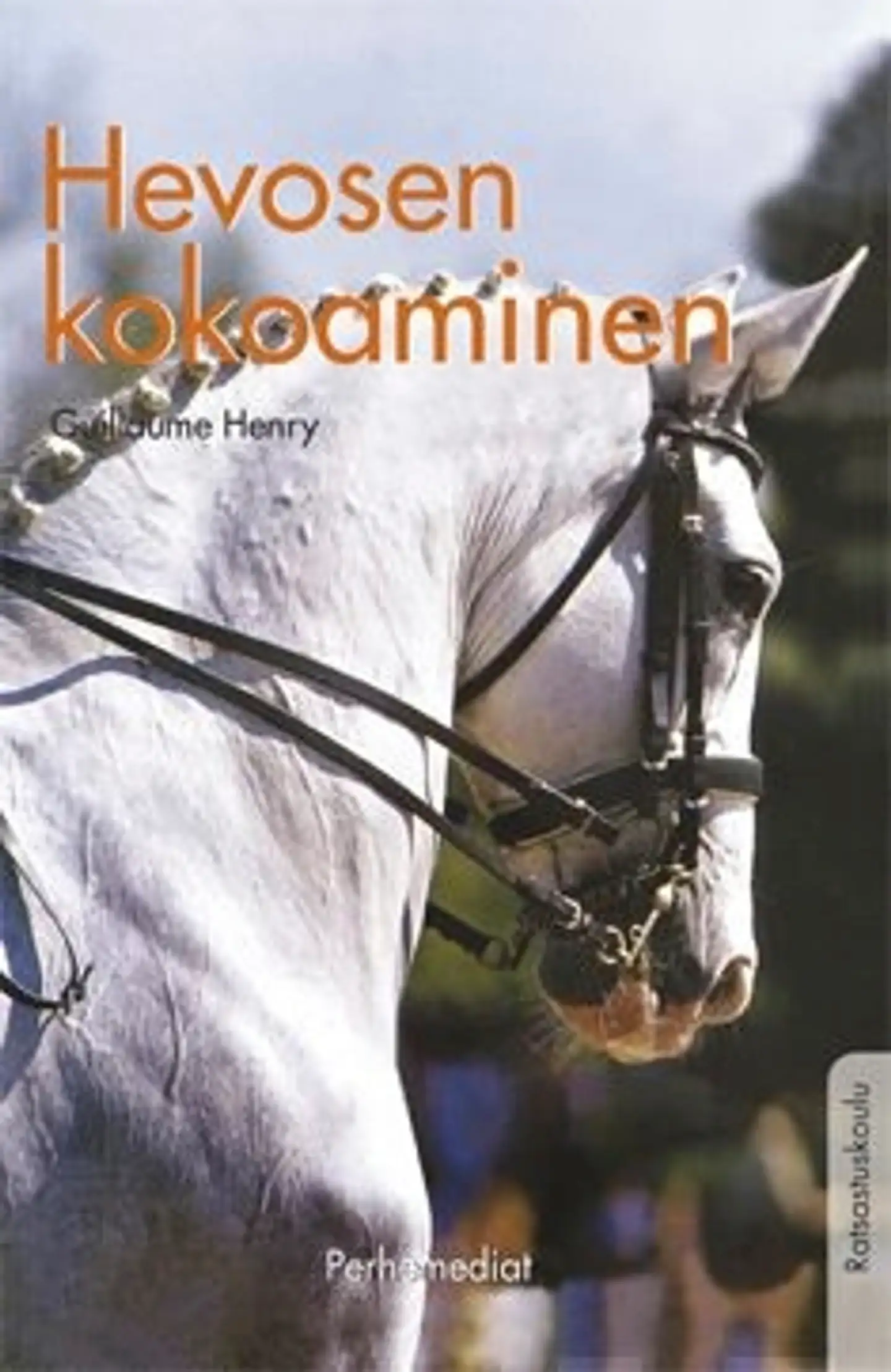 Henry, Hevosen kokoaminen