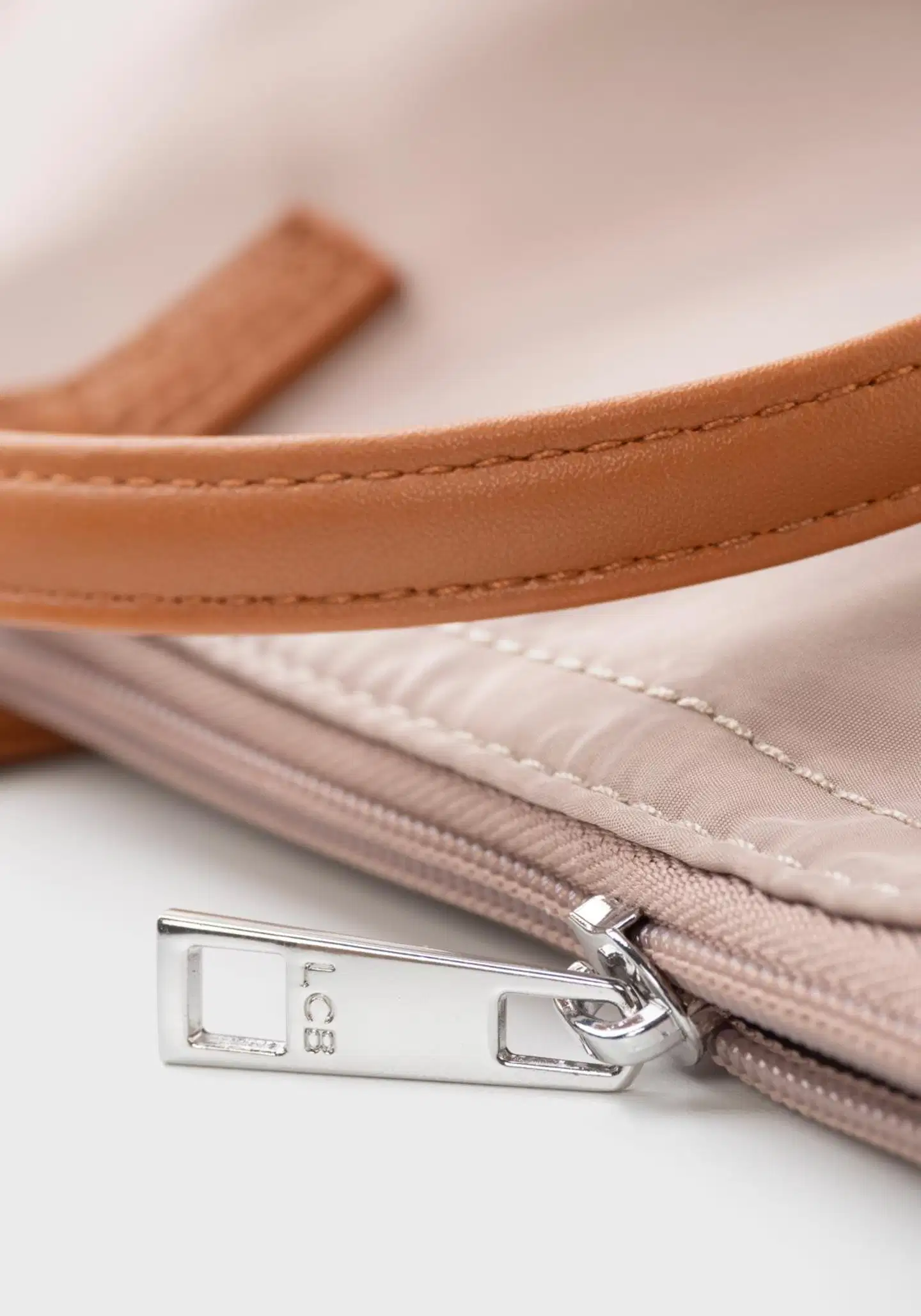 TEX olkakassi I280109 - 2