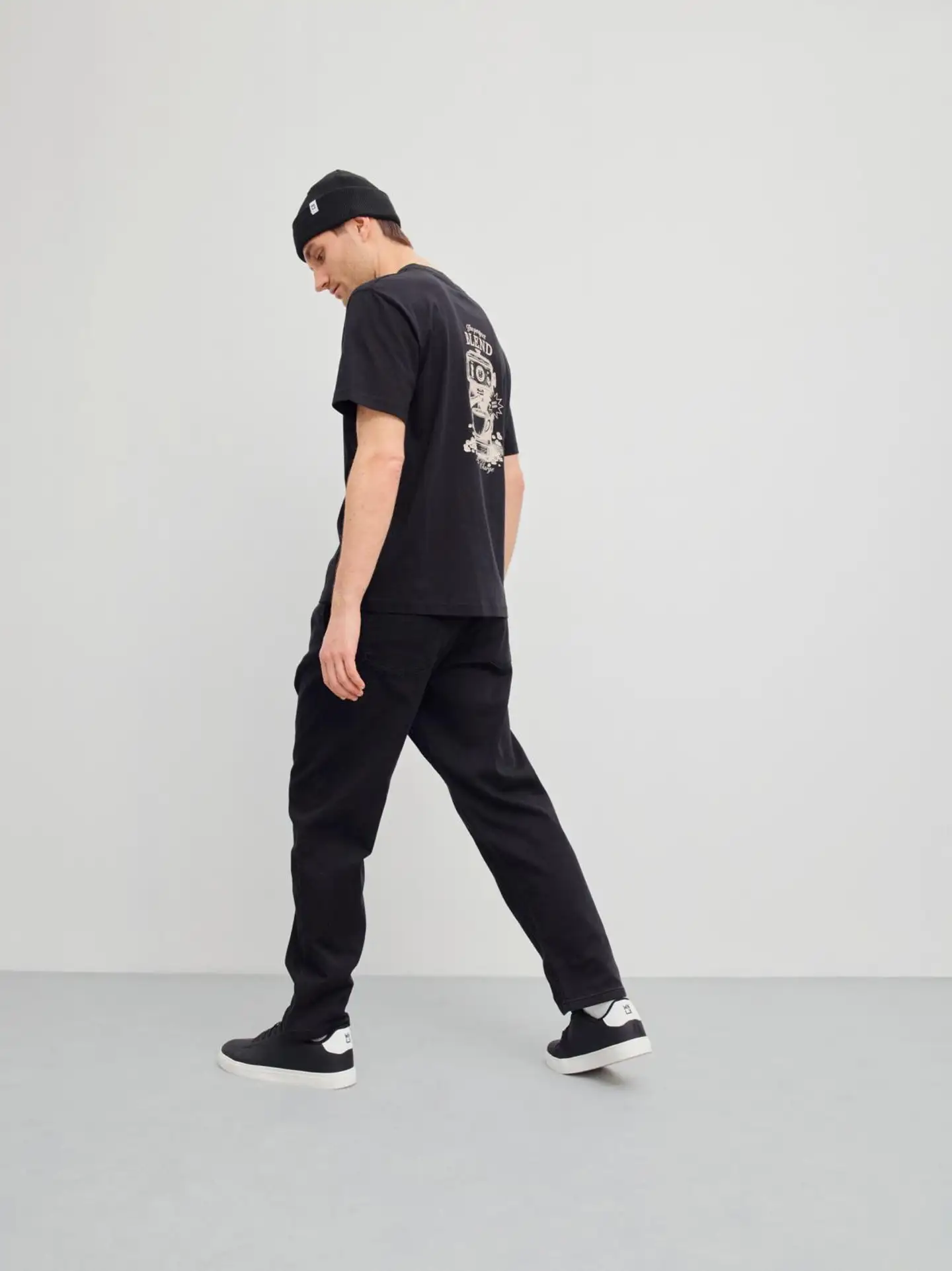 WKLY. miesten denim-joggerit 202W042604 - Black denim washed - 5