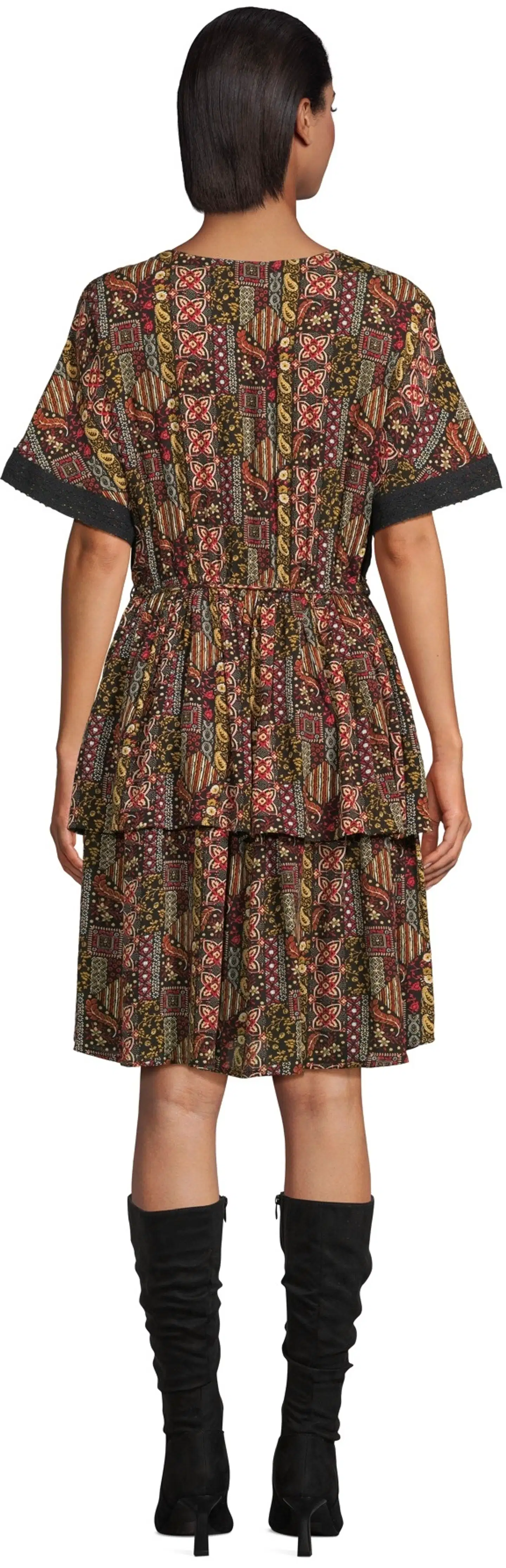 Margaux Riviera naisten lyhyt kuviollinen frillahelmainen mekko SOK-120 - WINE AOP - 3