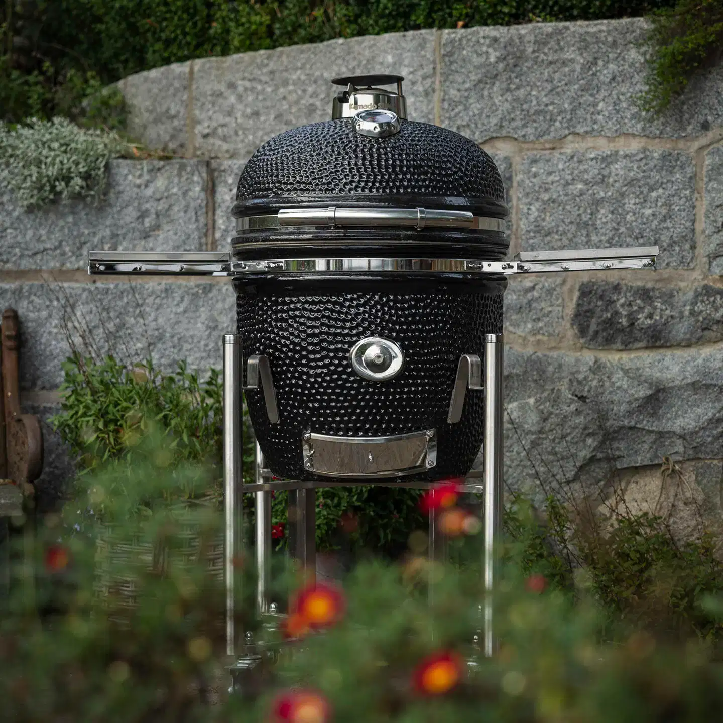 Kamado Sumo Signature Midi / Large hiiligrilli - musta - 17