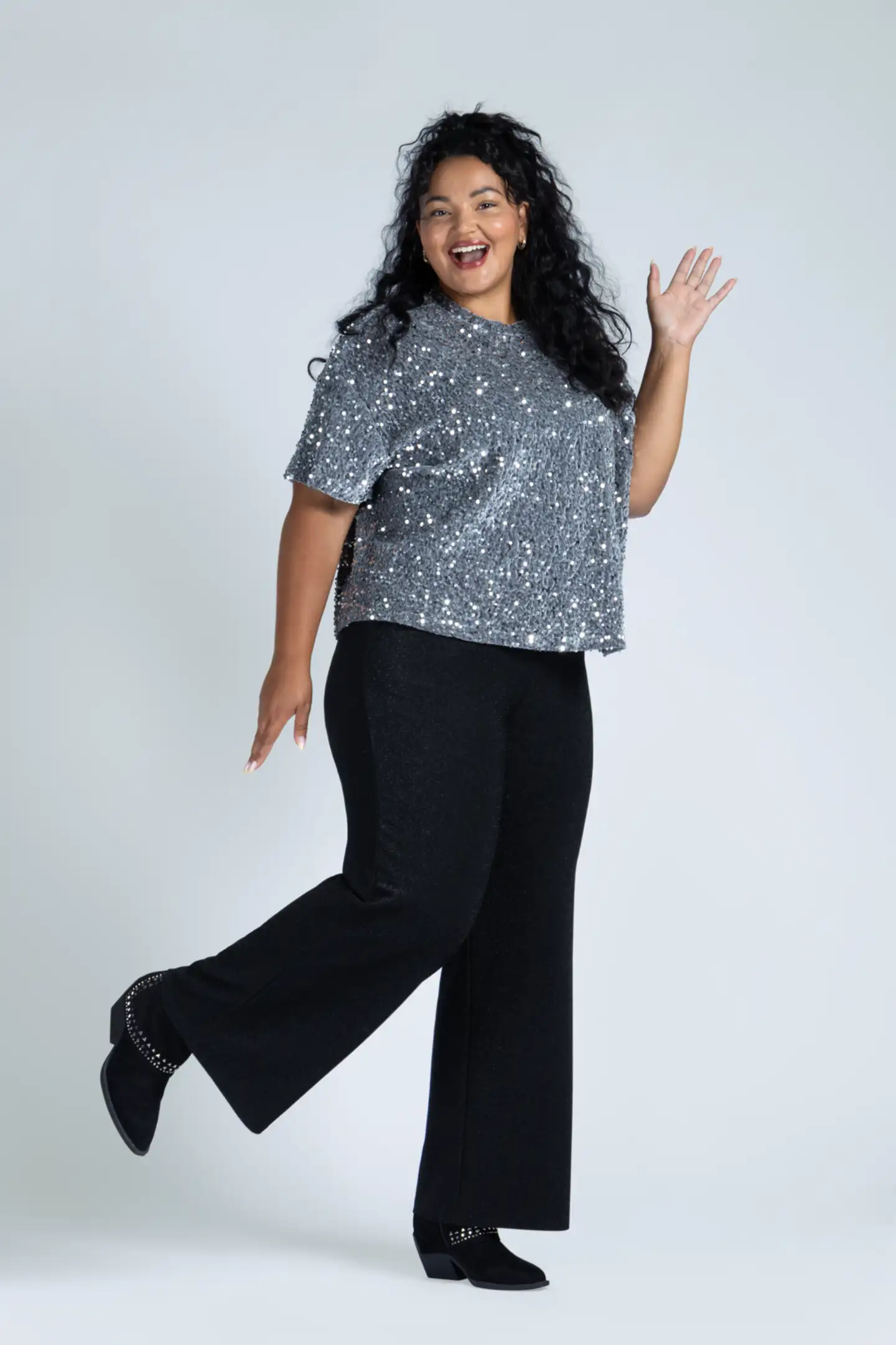 Now Curvy juhlapaljettipusero 123722 - Sequins - 5