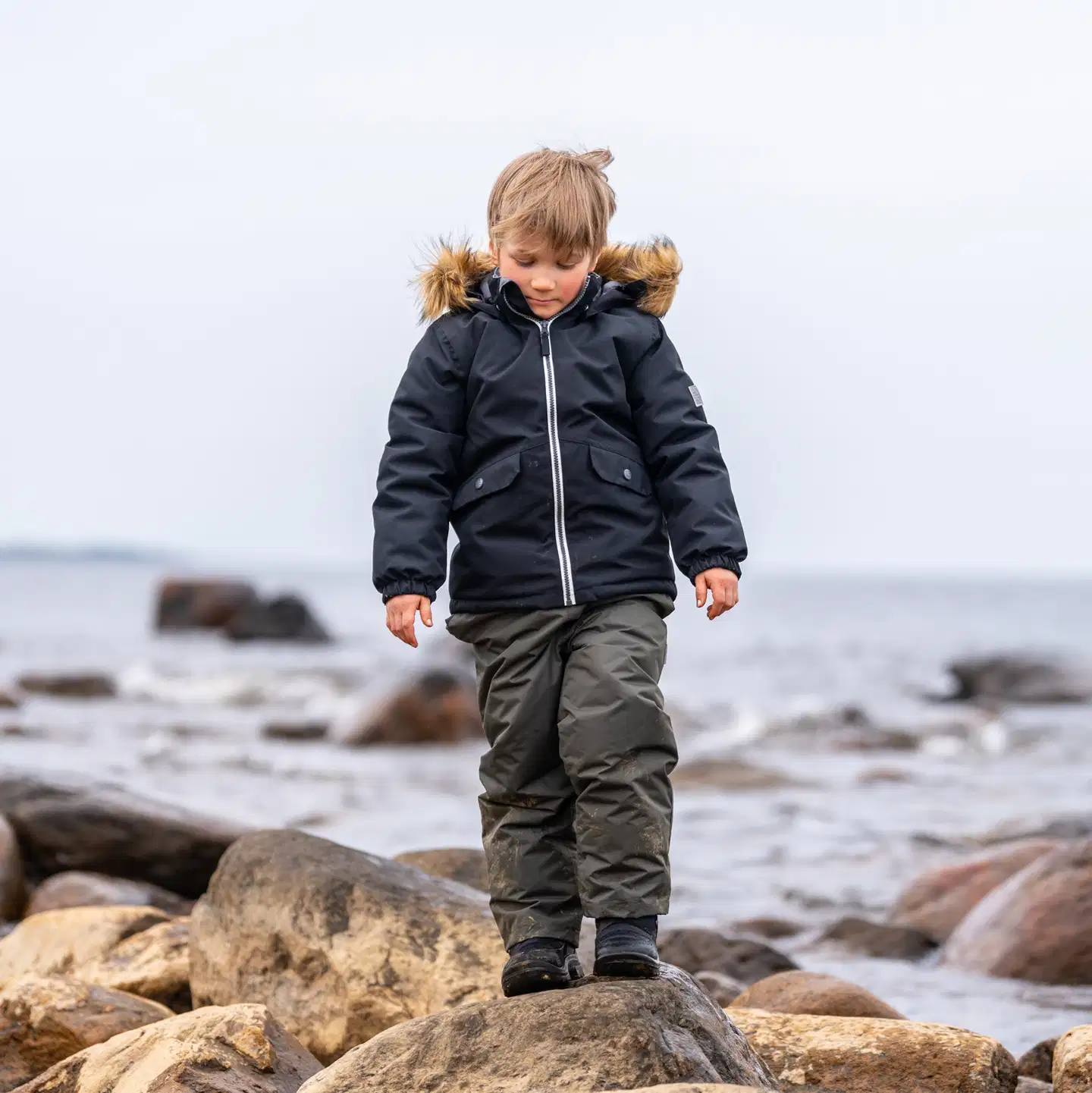 HC Outwear lasten vedenpitävä toppatakki Gast - Black - 4